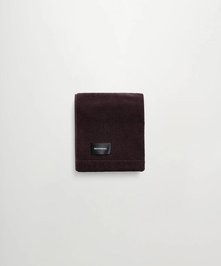 Gelato Hand Towel, Cherry Brown