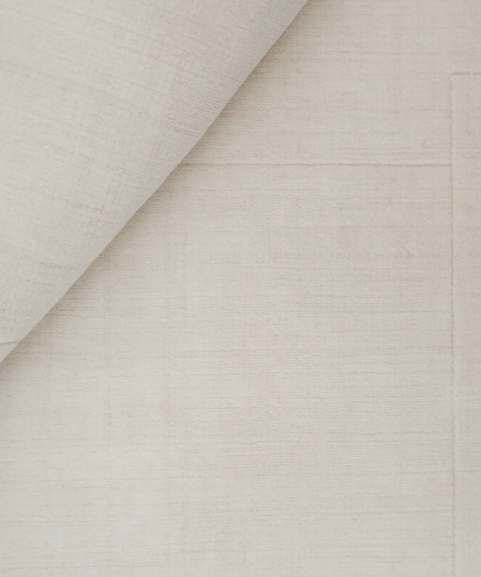 Geometric Maze Rug in White