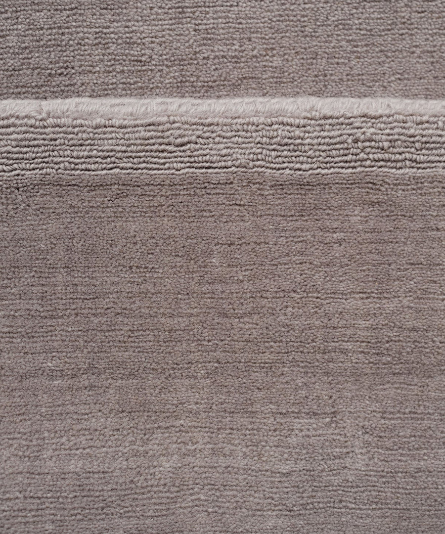 Halo Cloud Rug in Light Grey