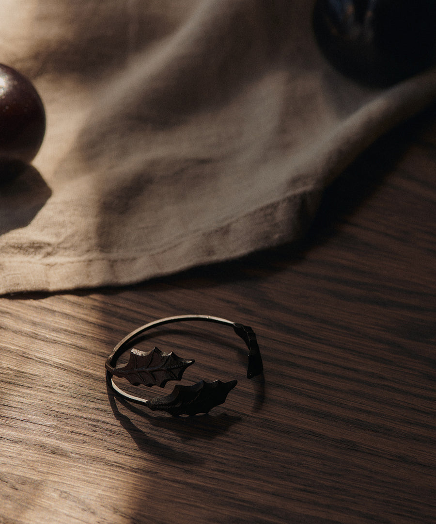 Holly Leaf Napkin Rings, Set of 4