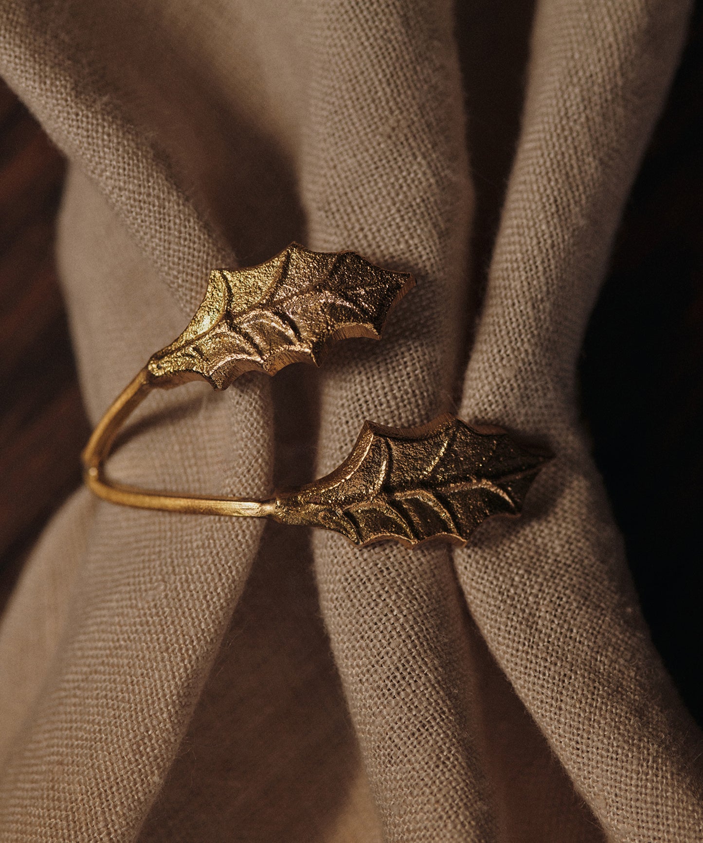 Holly Leaf Napkin Rings, Set of 4
