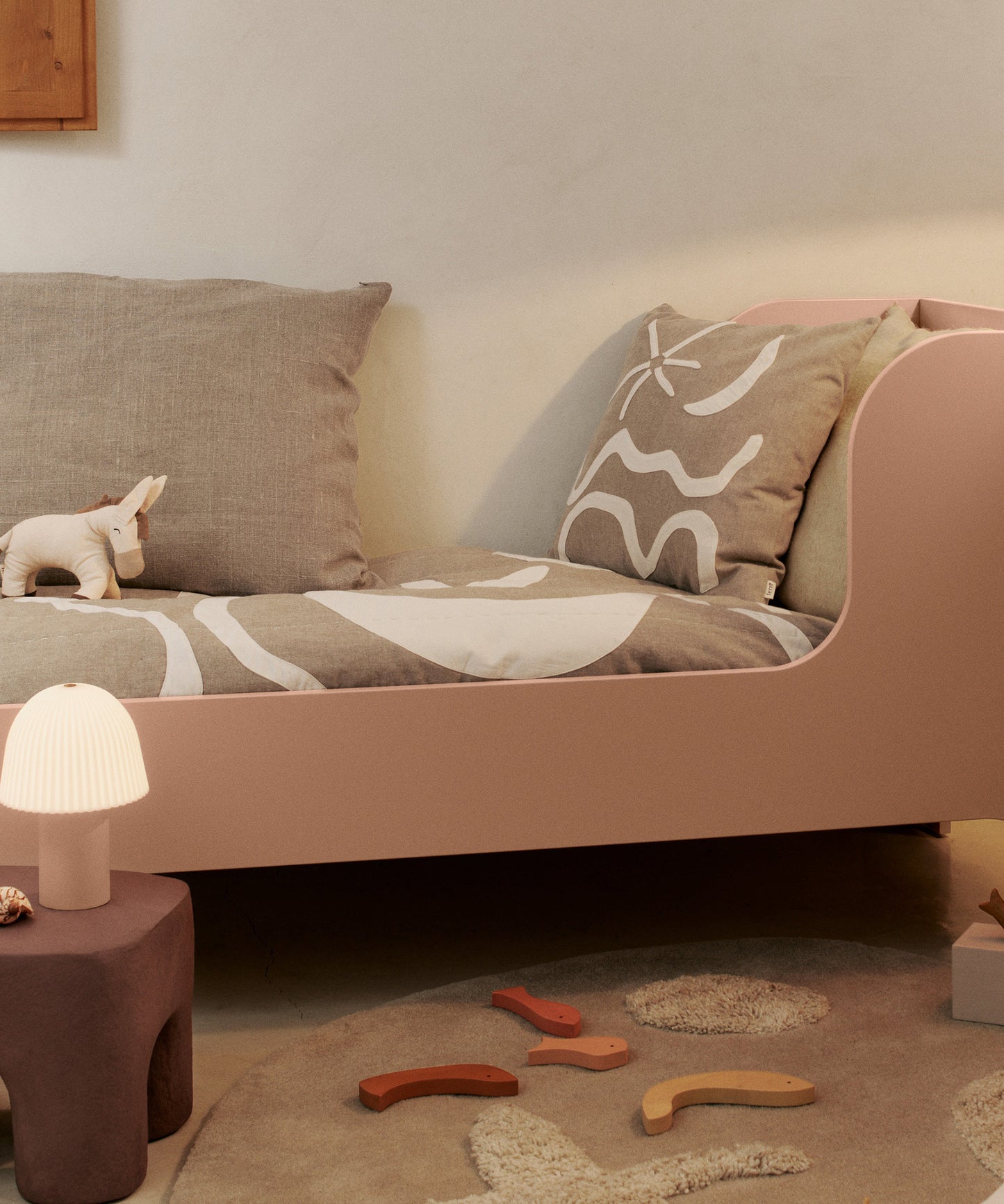 Kove Applique Quilted Blanket