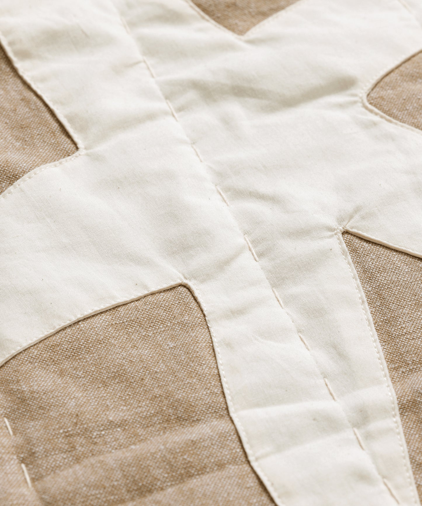 Kove Applique Quilted Blanket