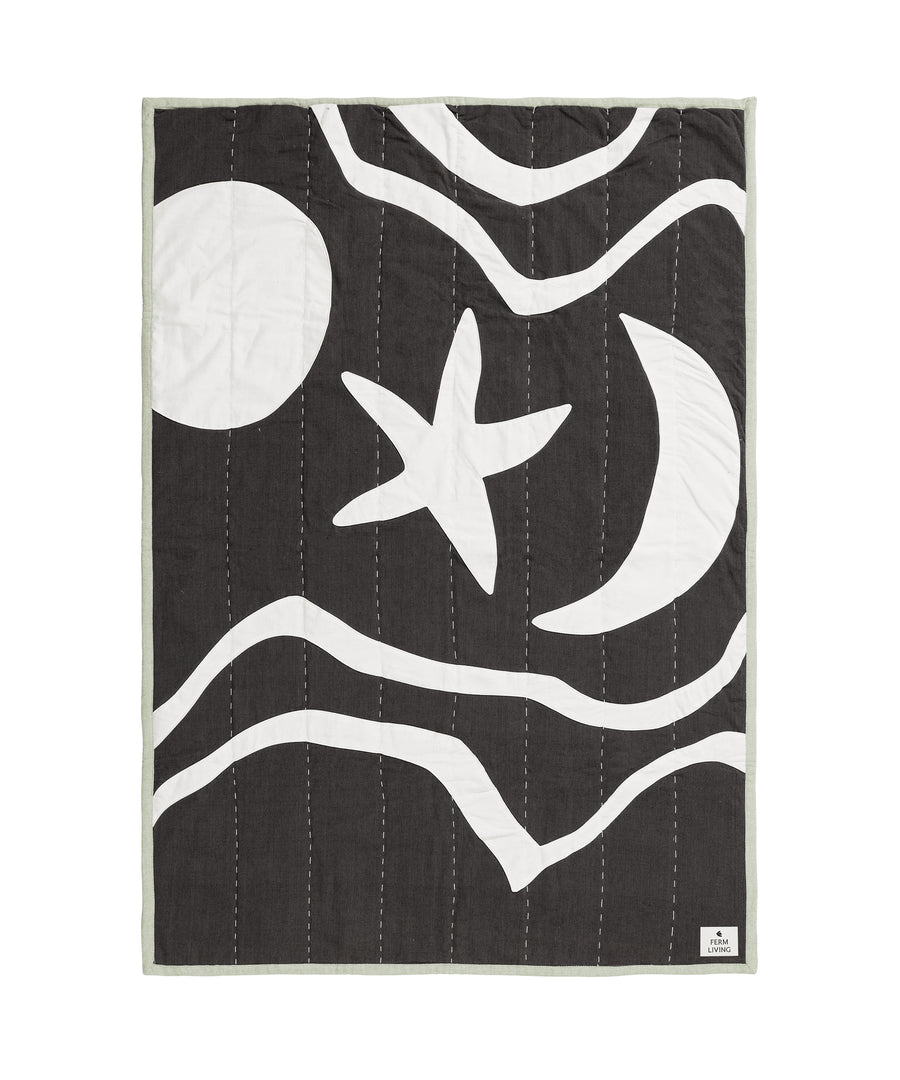 Kove Applique Quilted Blanket