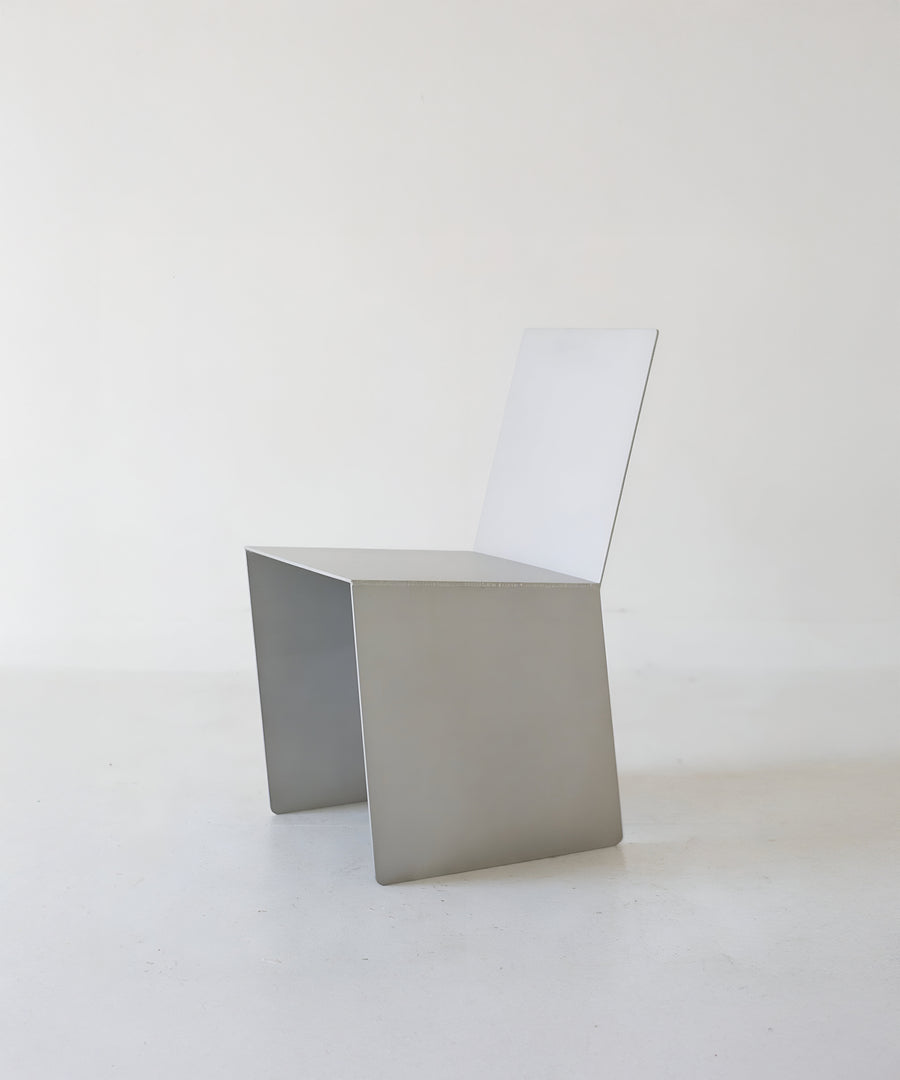 L Chair