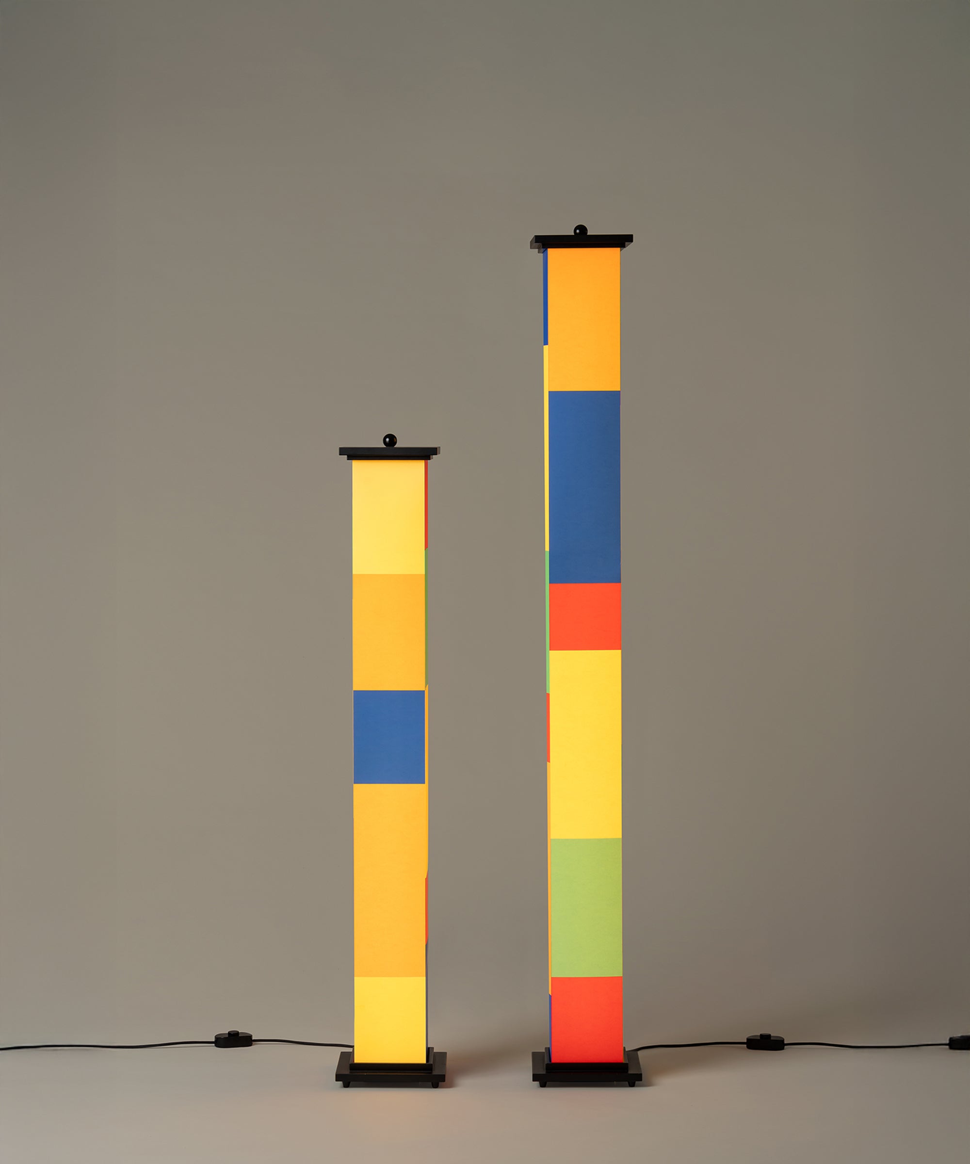 La Bella Durmiente Floor Lamp