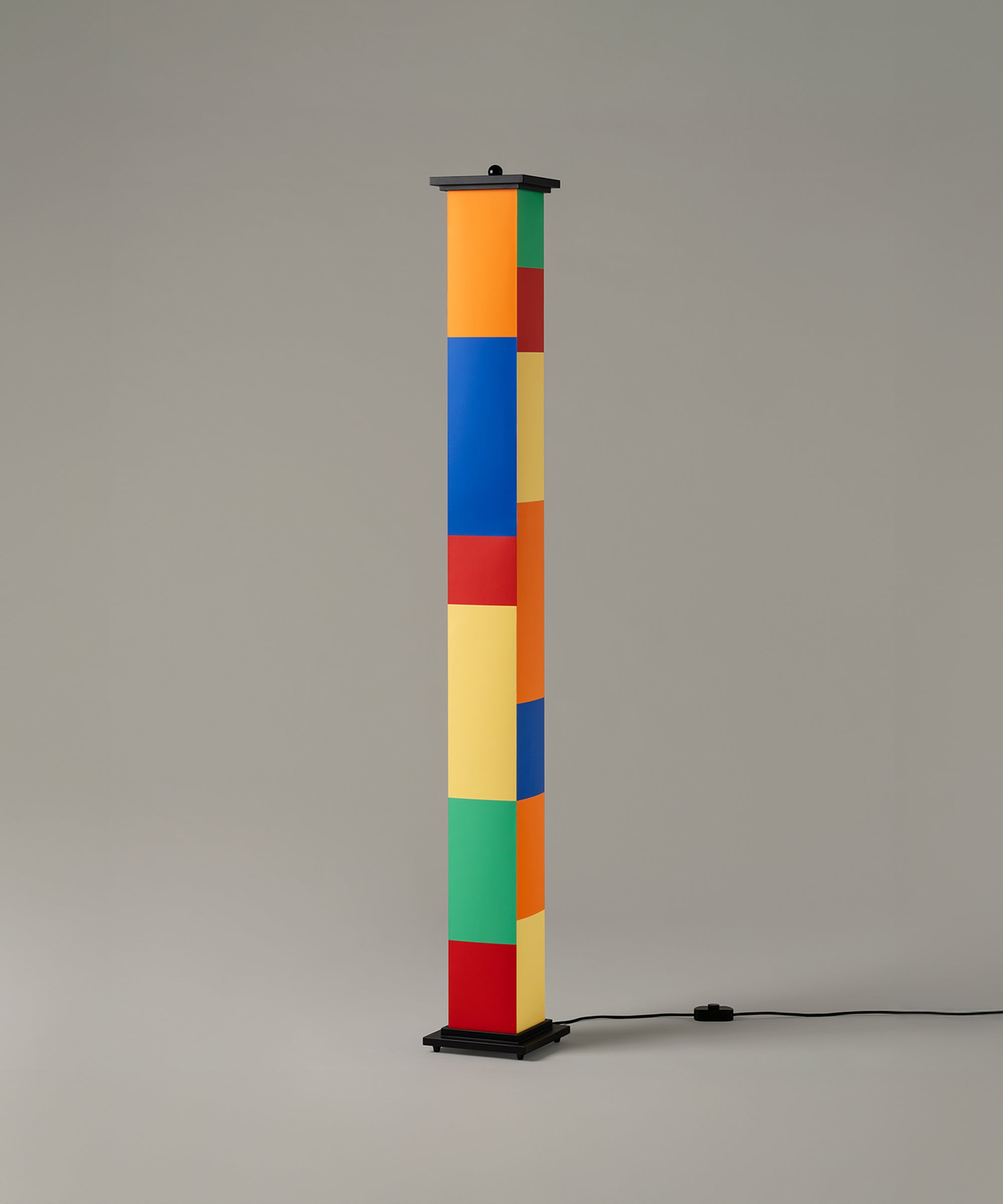 La Bella Durmiente Floor Lamp