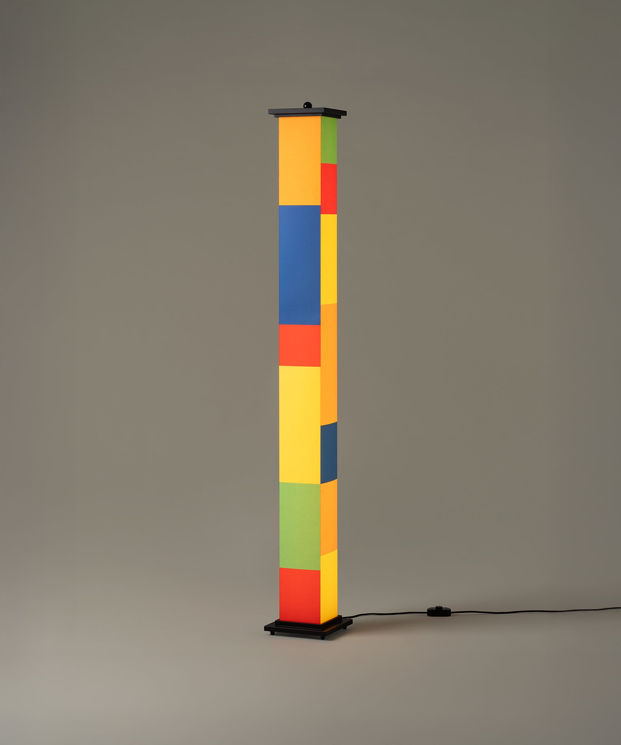 La Bella Durmiente Floor Lamp