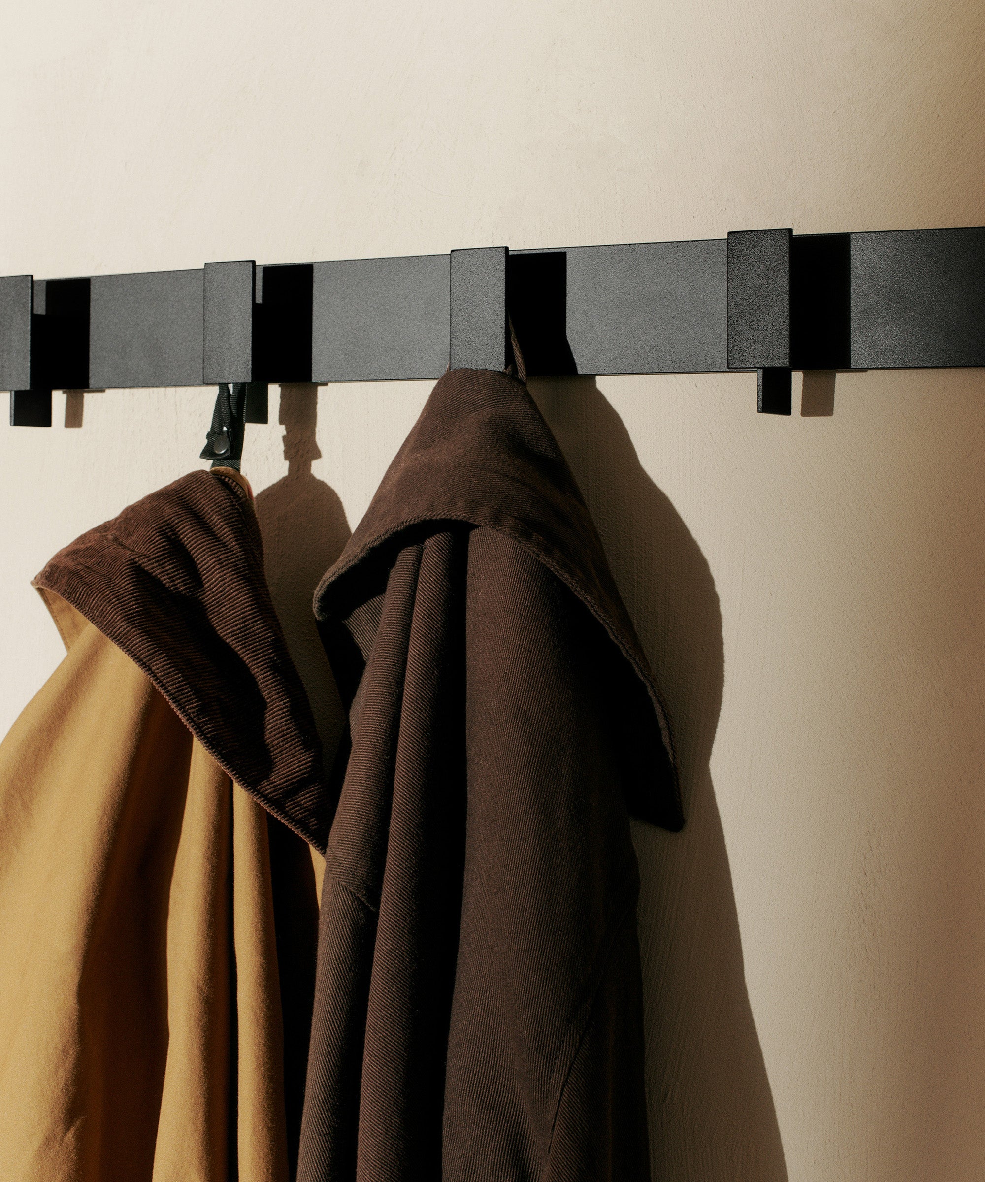 Lager Coat Rack