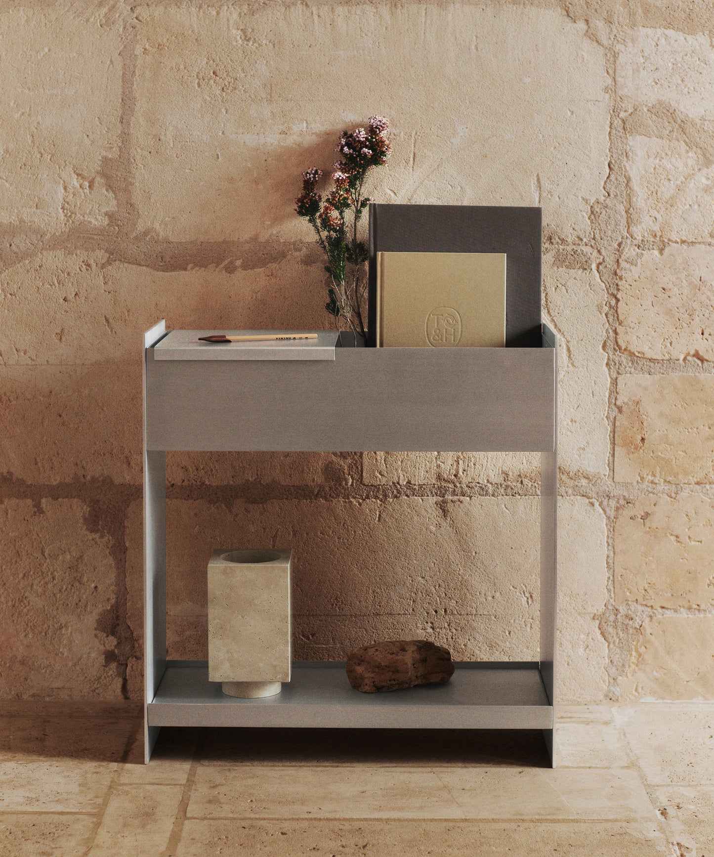 Lager Plant Box with Shelf