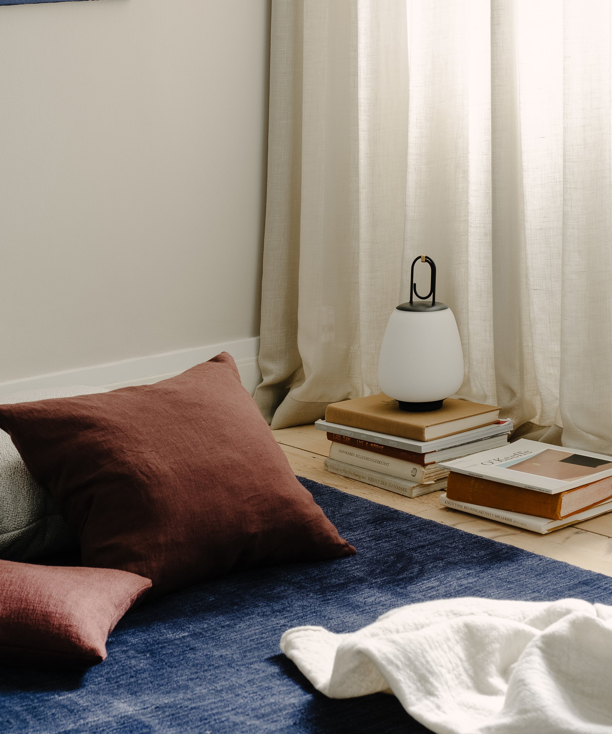 Lucca SC51 Portable Table Lamp, Outdoor