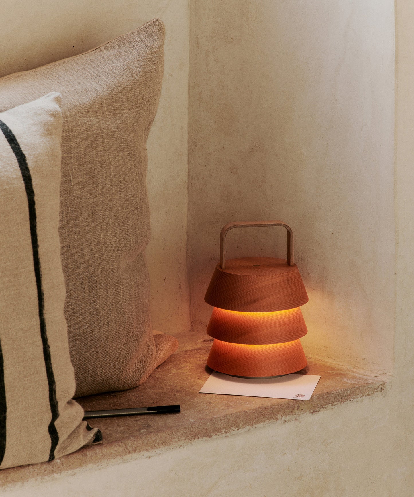 Luver Portable Lamp