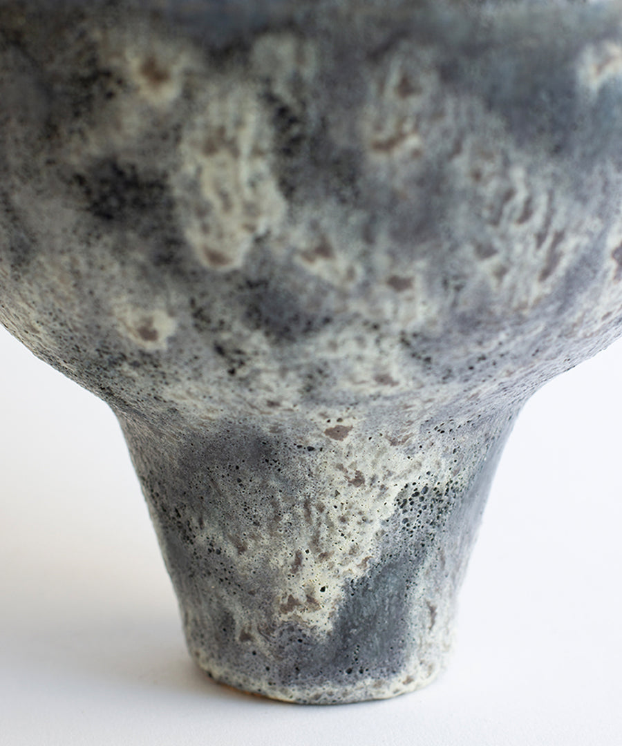 Lydion Gecko Vase