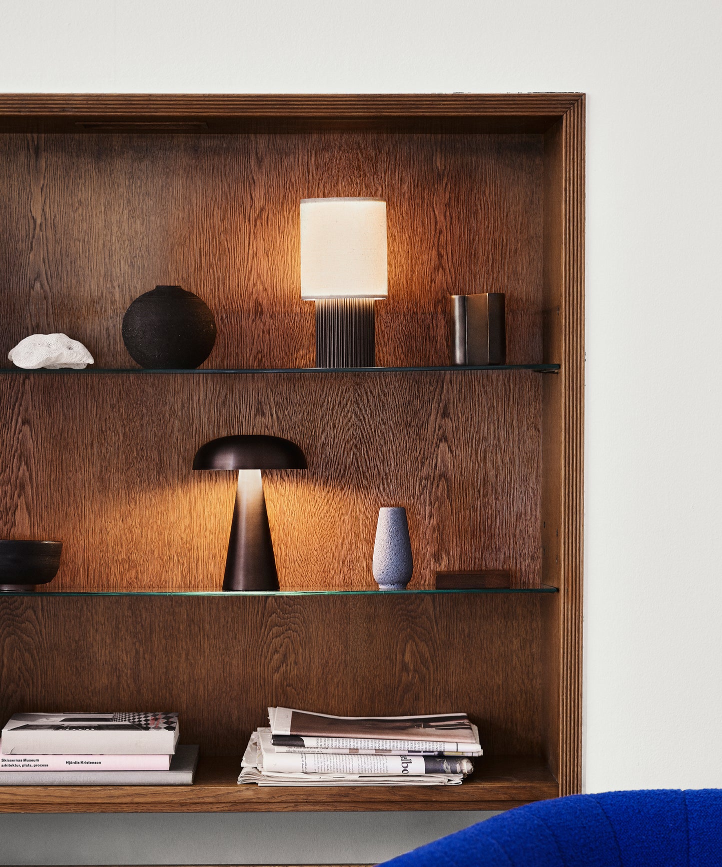 Manhattan Portable Lamp SC52