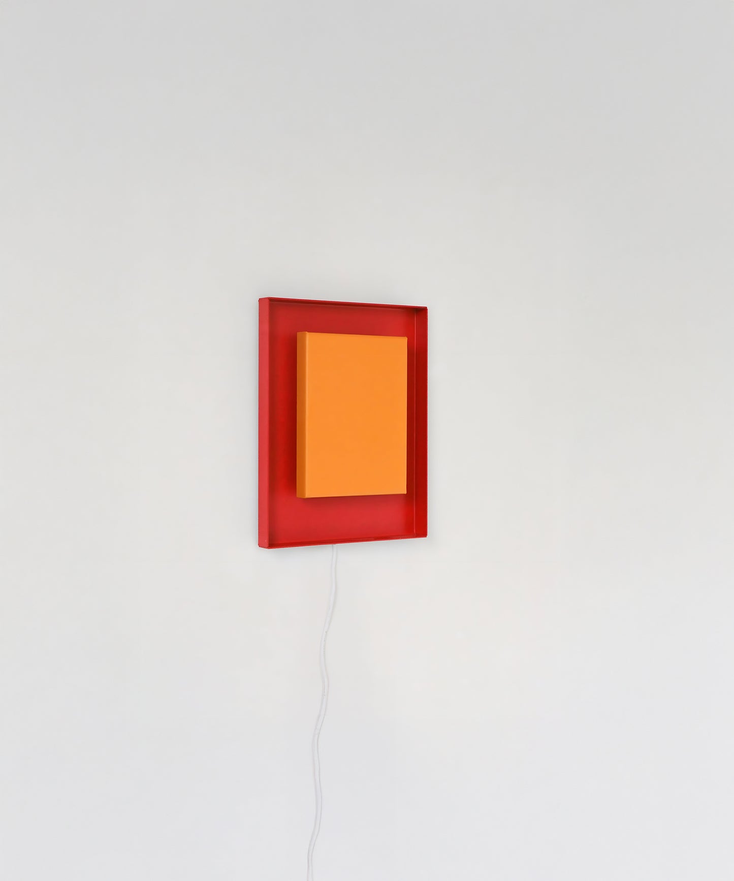 Mira Sconce