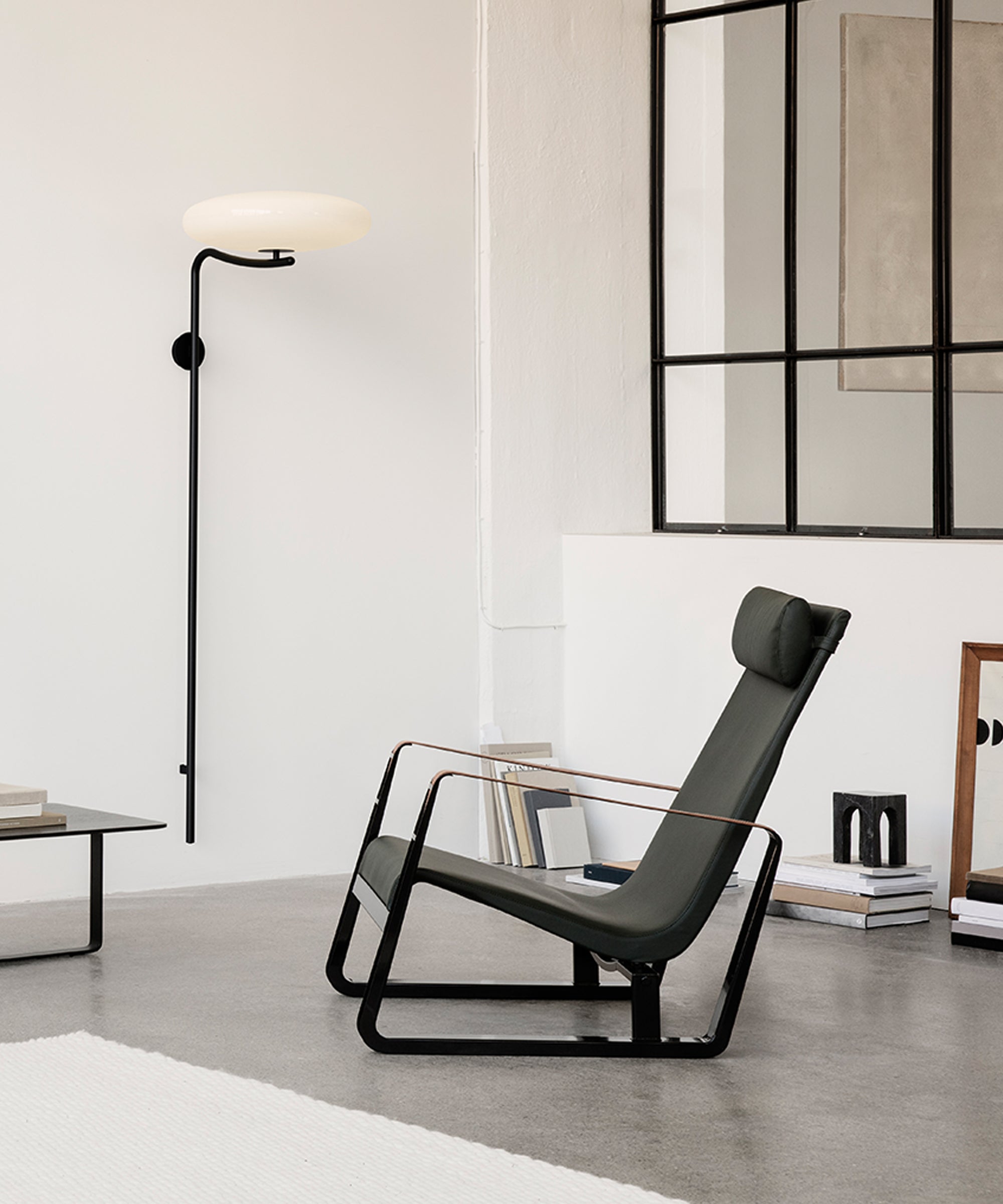 Model 2065 Wall Lamp