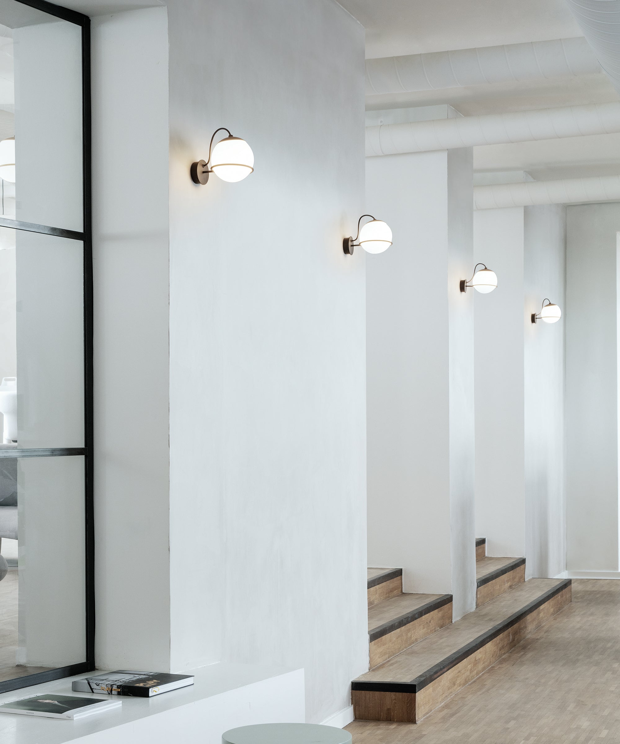 Model 237-1 Wall Lamp