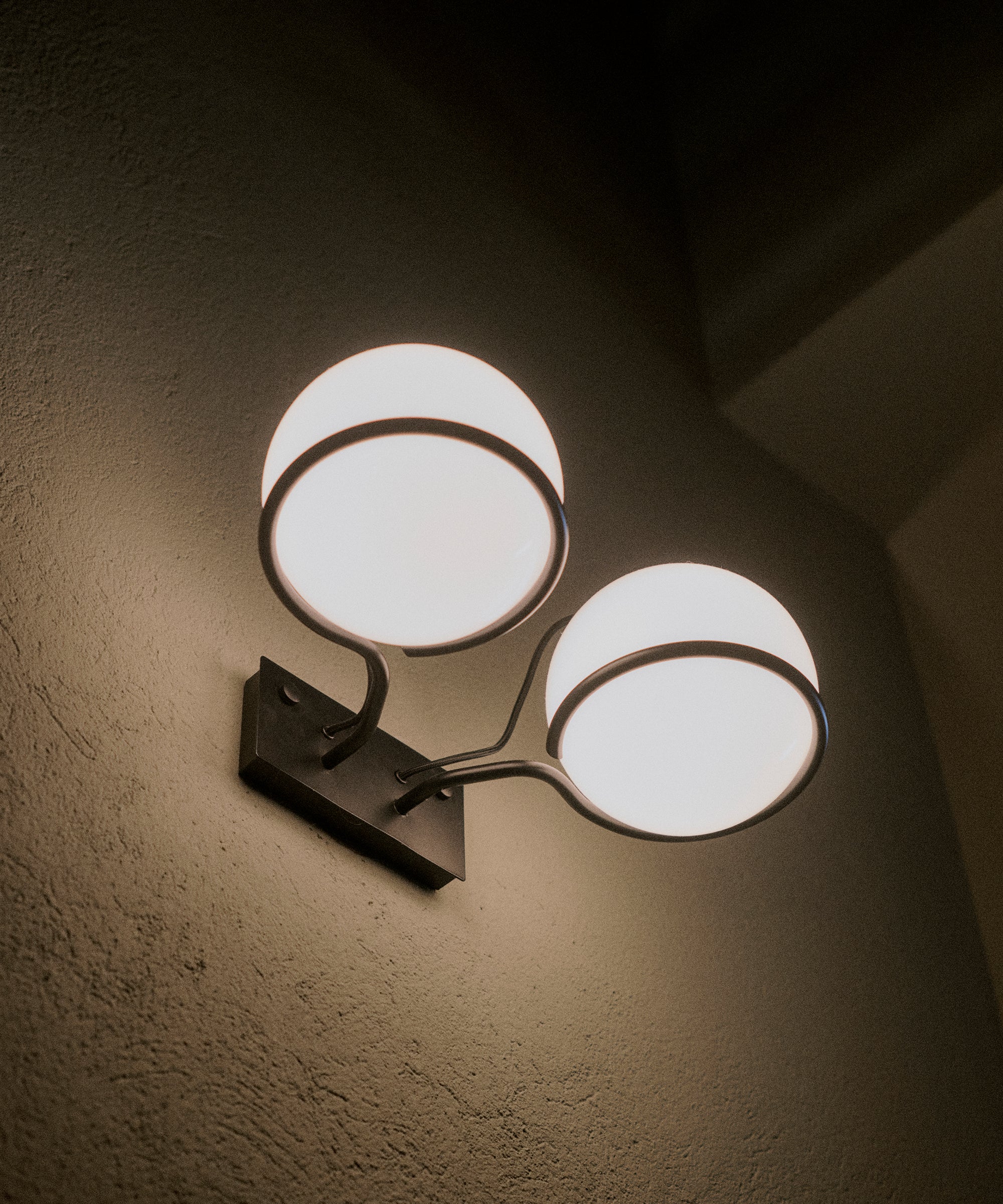 Model 237-2 Wall Lamp