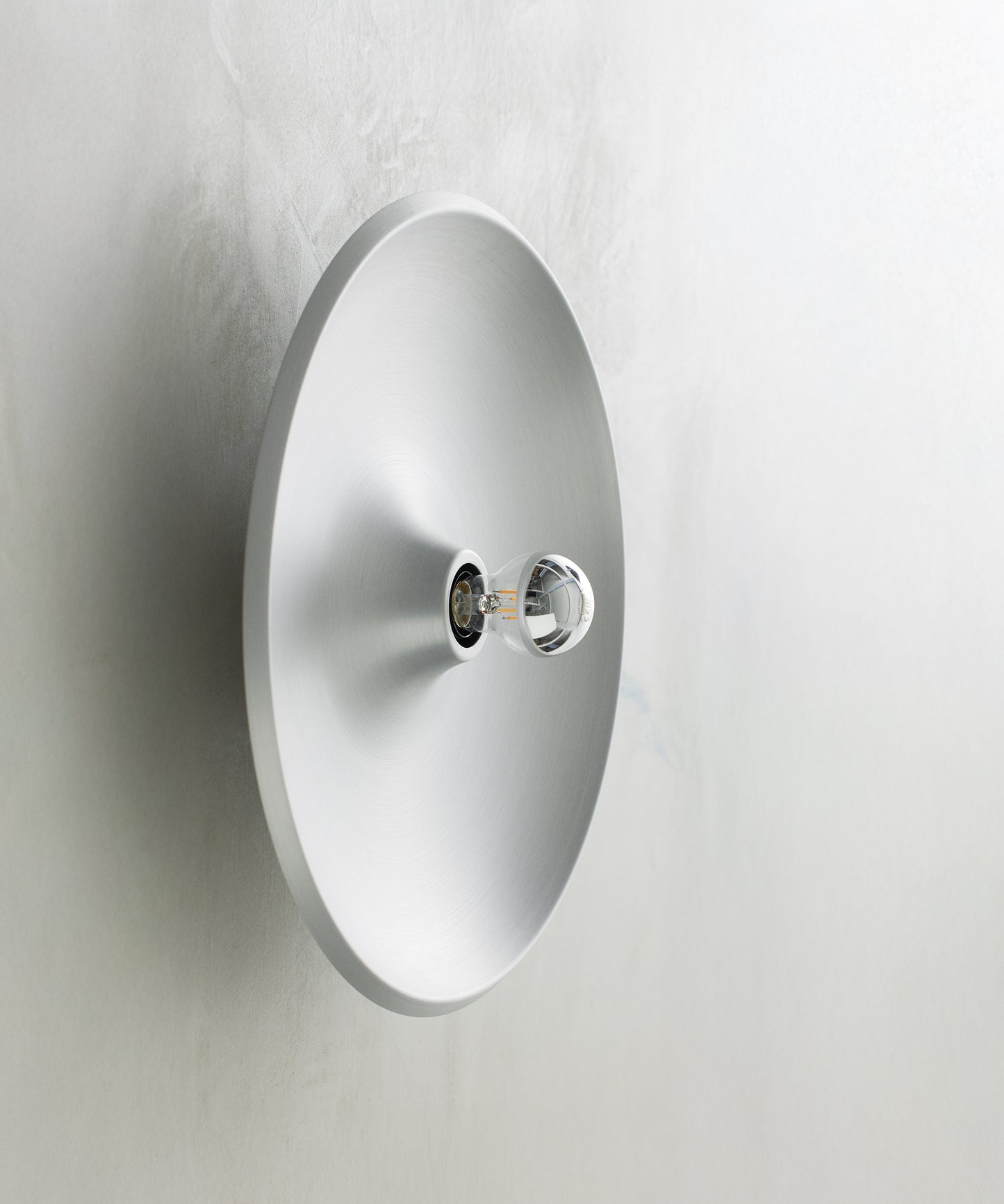 Model 262 Wall Lamp