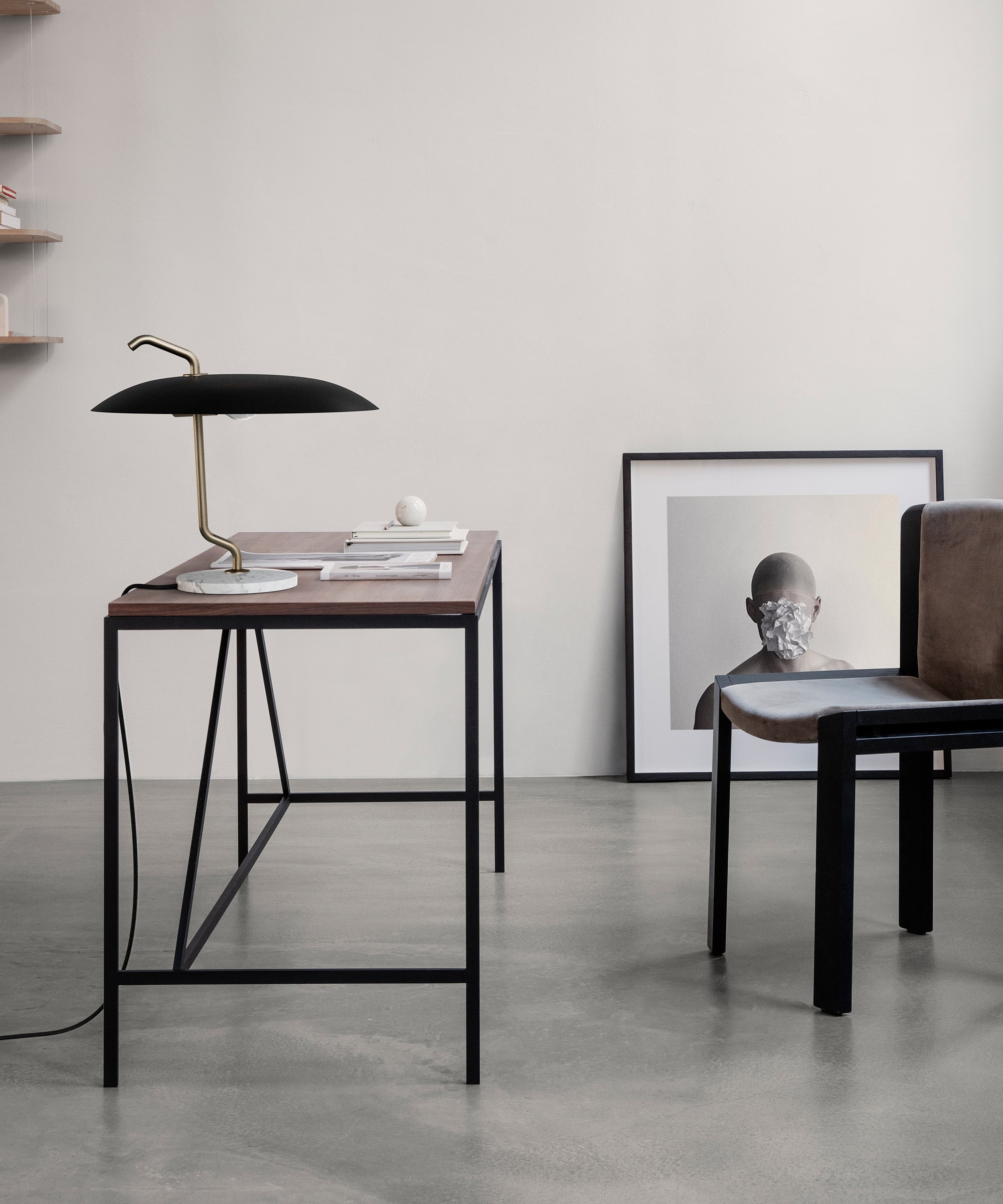 Model 537 Table Lamp