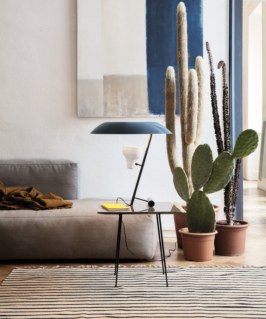 Model 548 Table Lamp