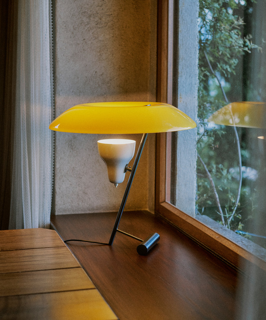 Model 548 Table Lamp