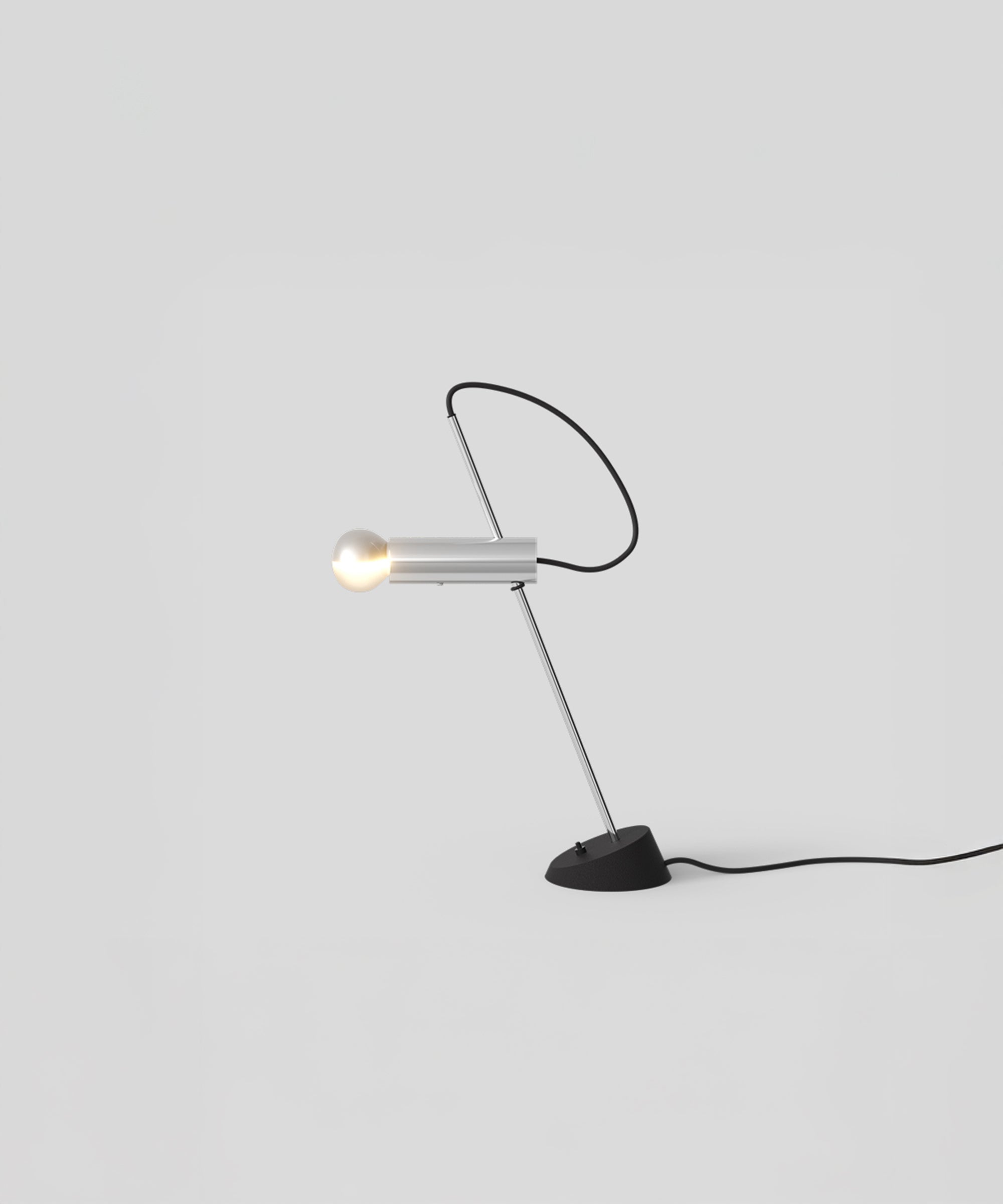 Model 566 Table Lamp