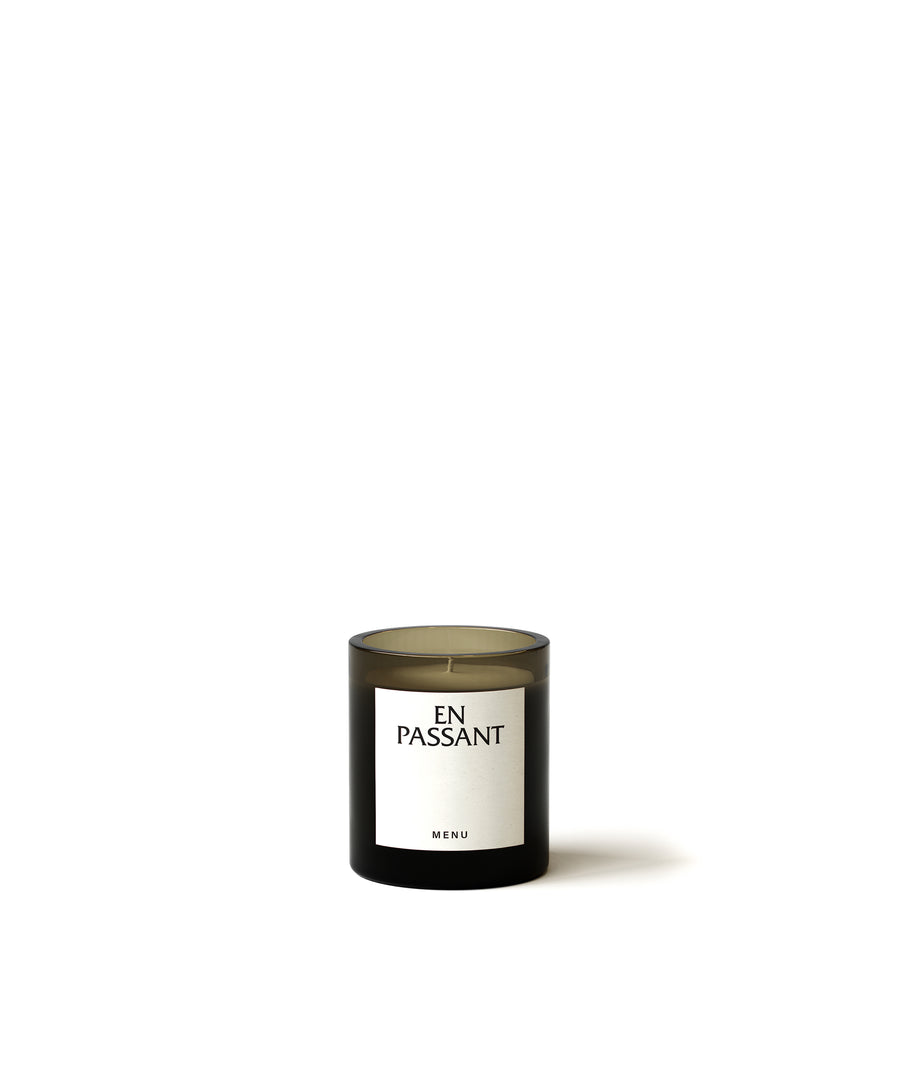 Olfacte Scented Candle, En Passant