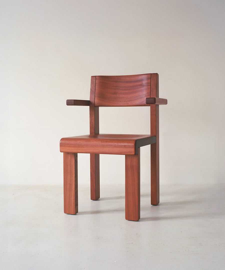 Oliver ArmChair