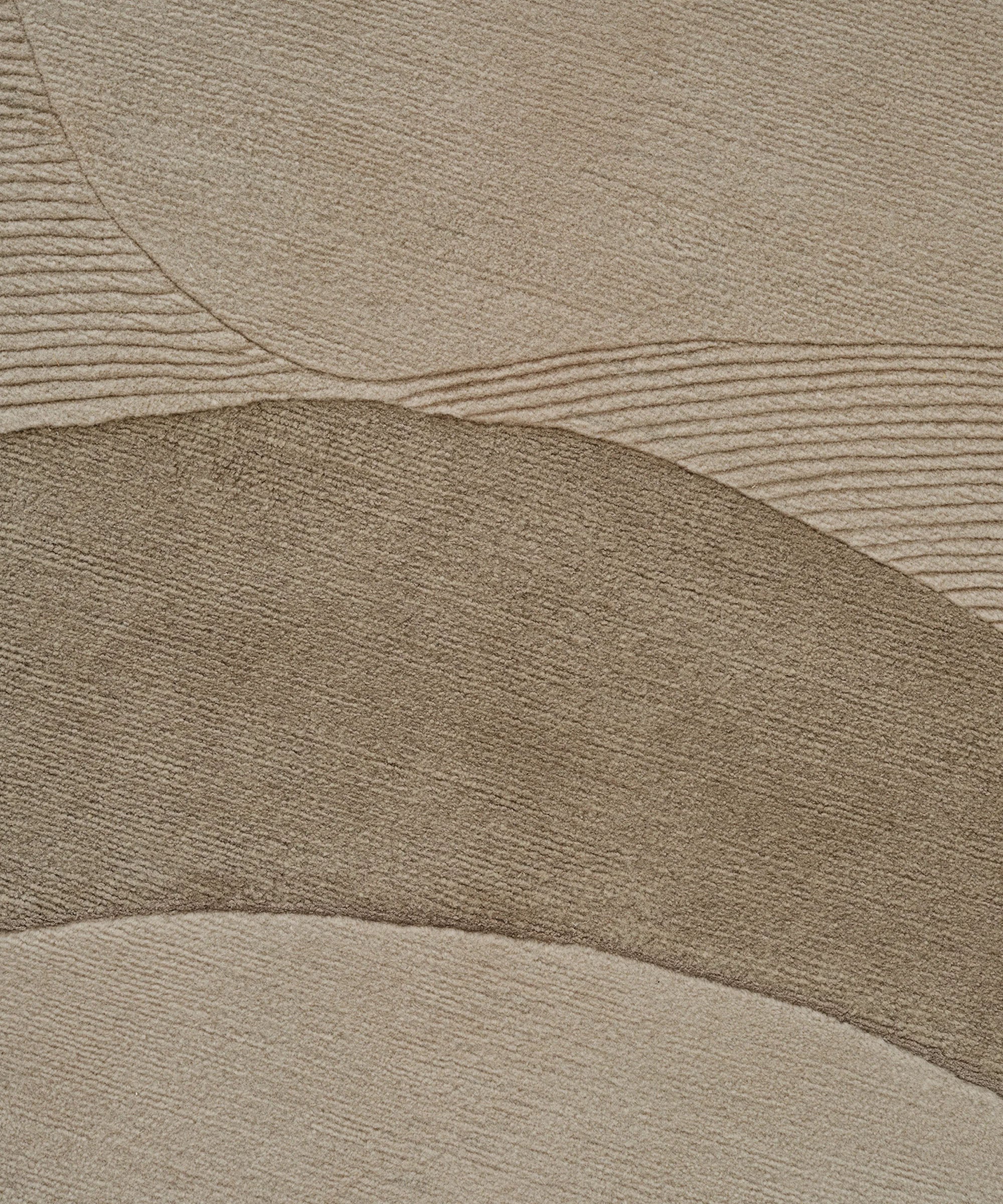 Optical Web Rug in Camel