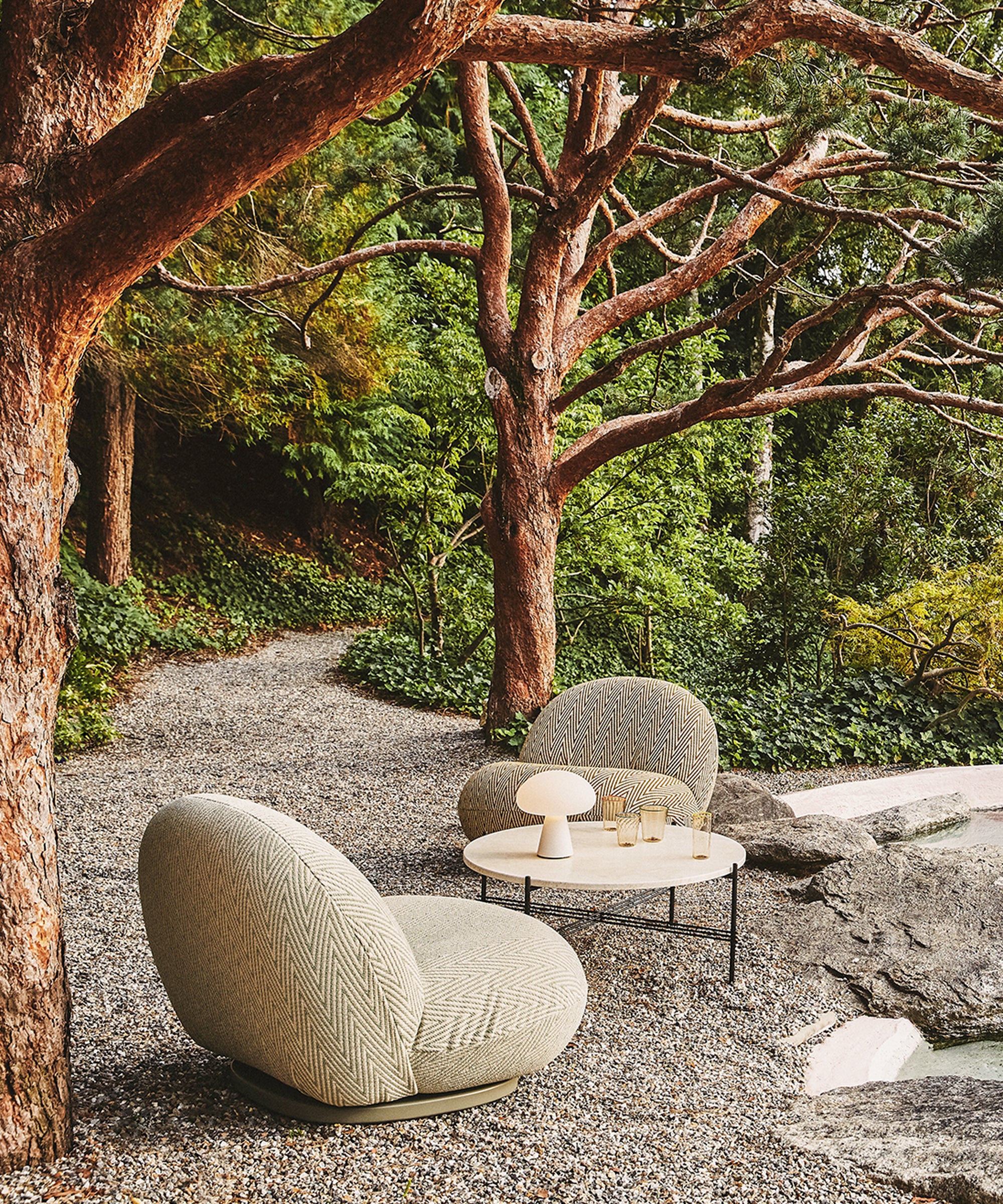 Pacha Outdoor Swivel Lounge Chair