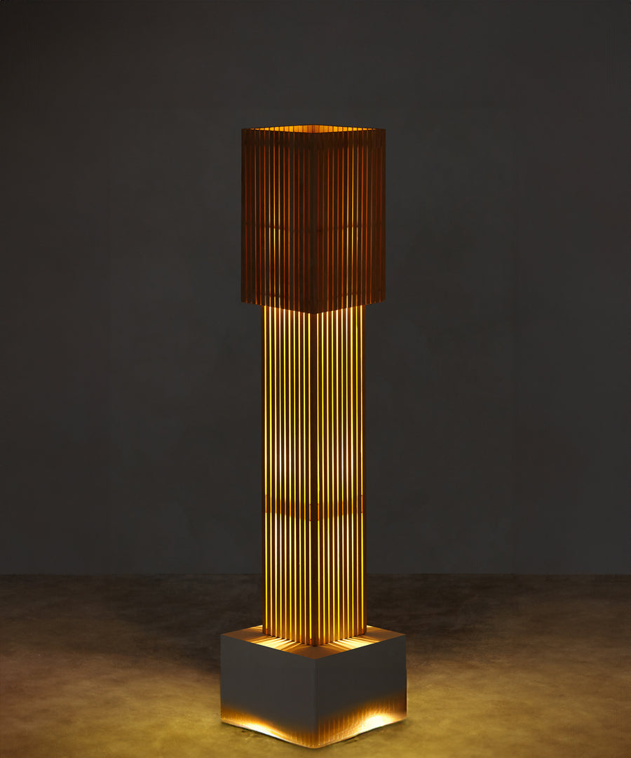 Parállilo Floor Lamp