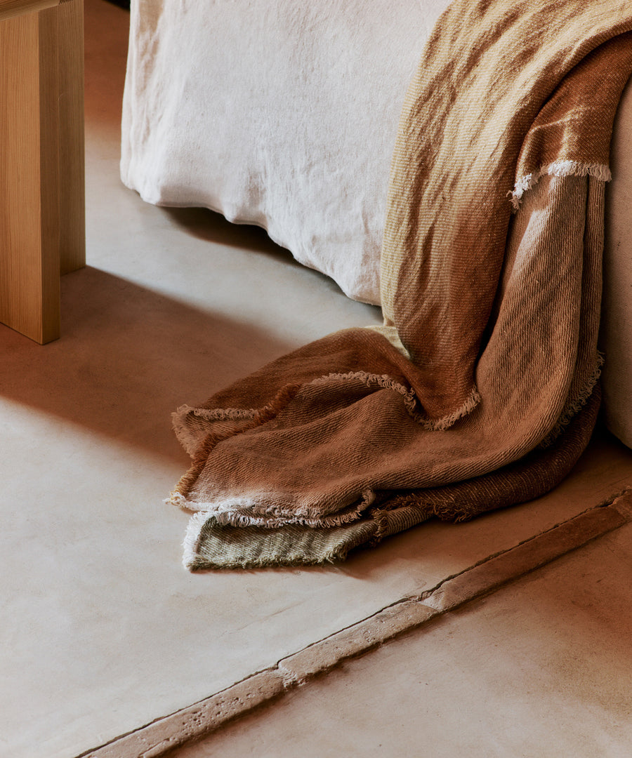 Pila Linen Throw