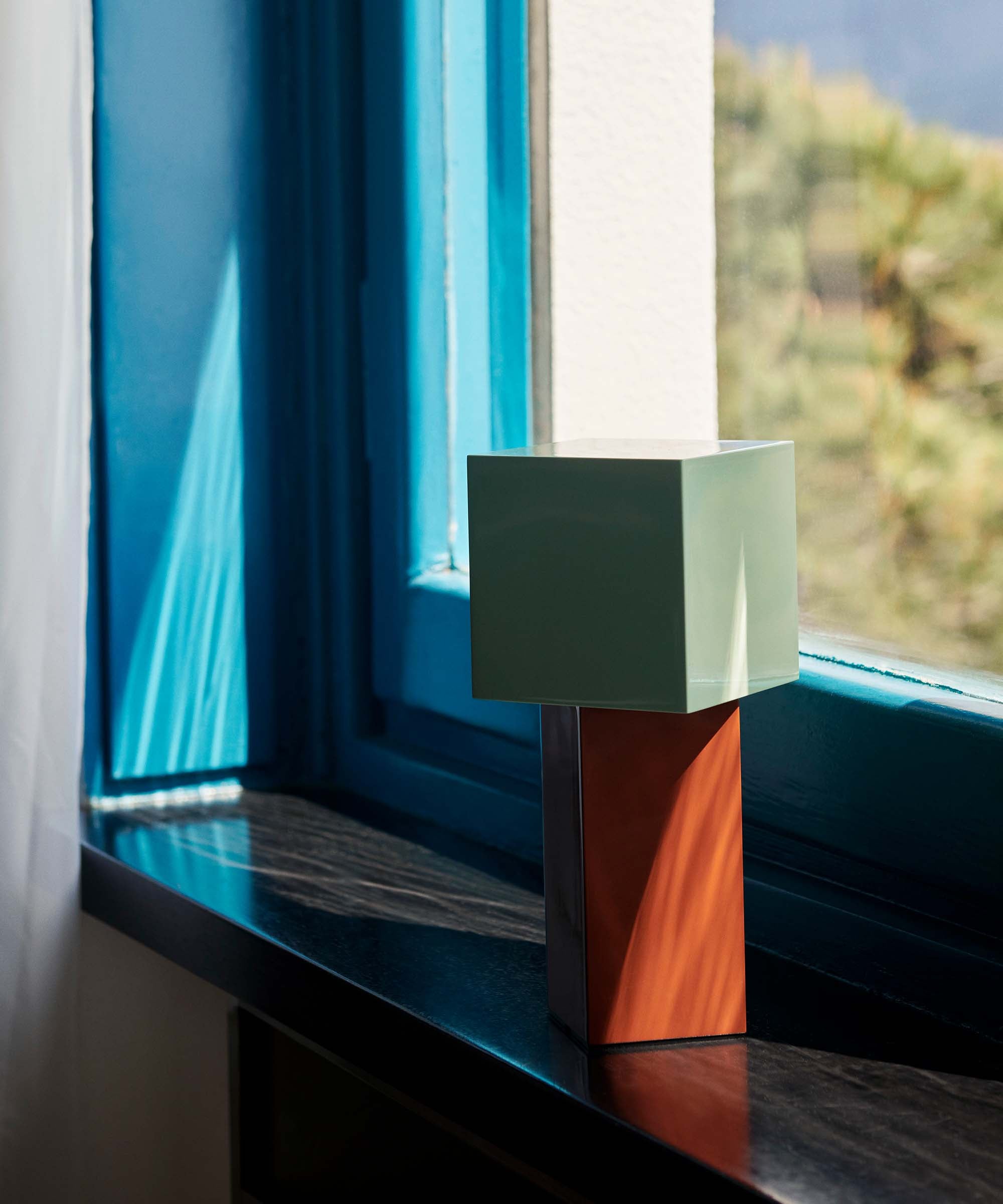 Pivot Portable Lamp ATD7