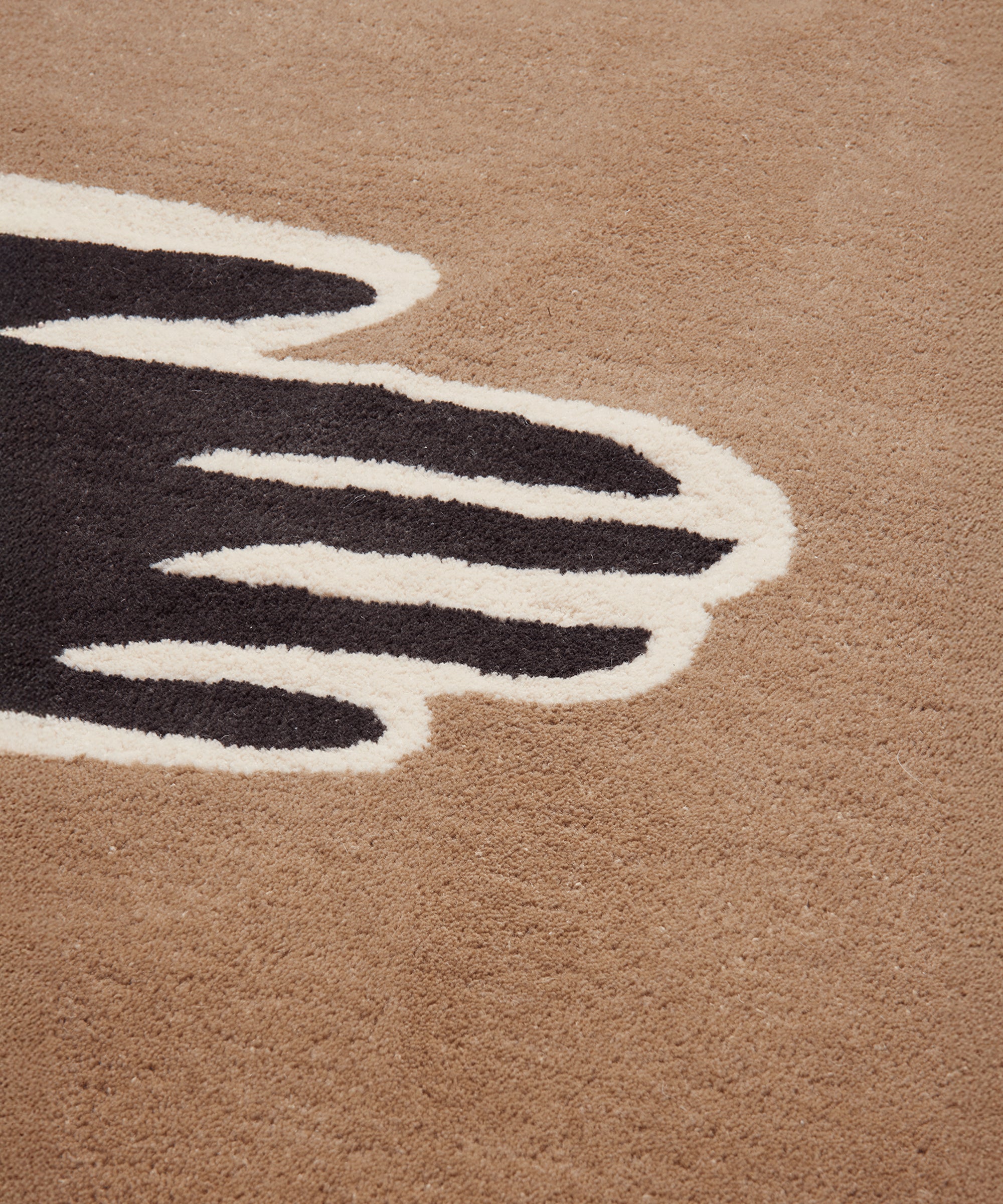Pose Tufted Rug