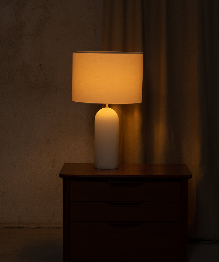 Pura Table Lamp