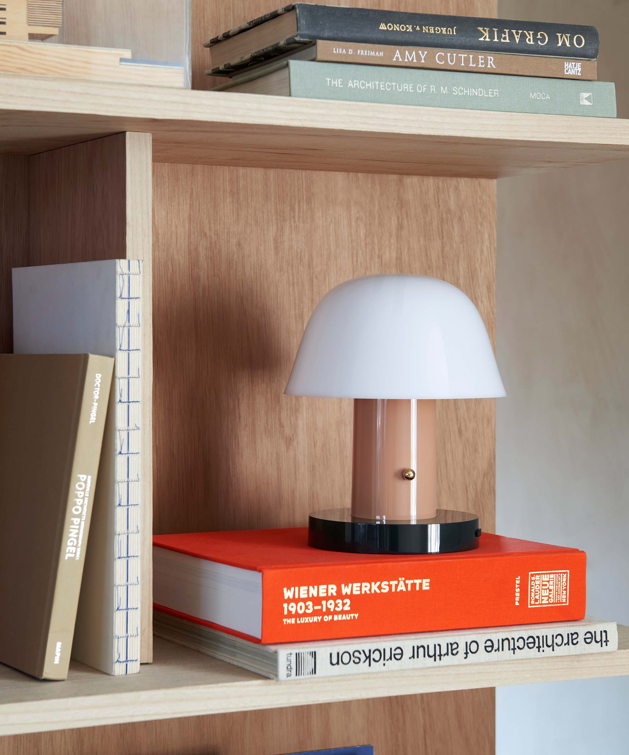 Setago Portable Lamp JH27