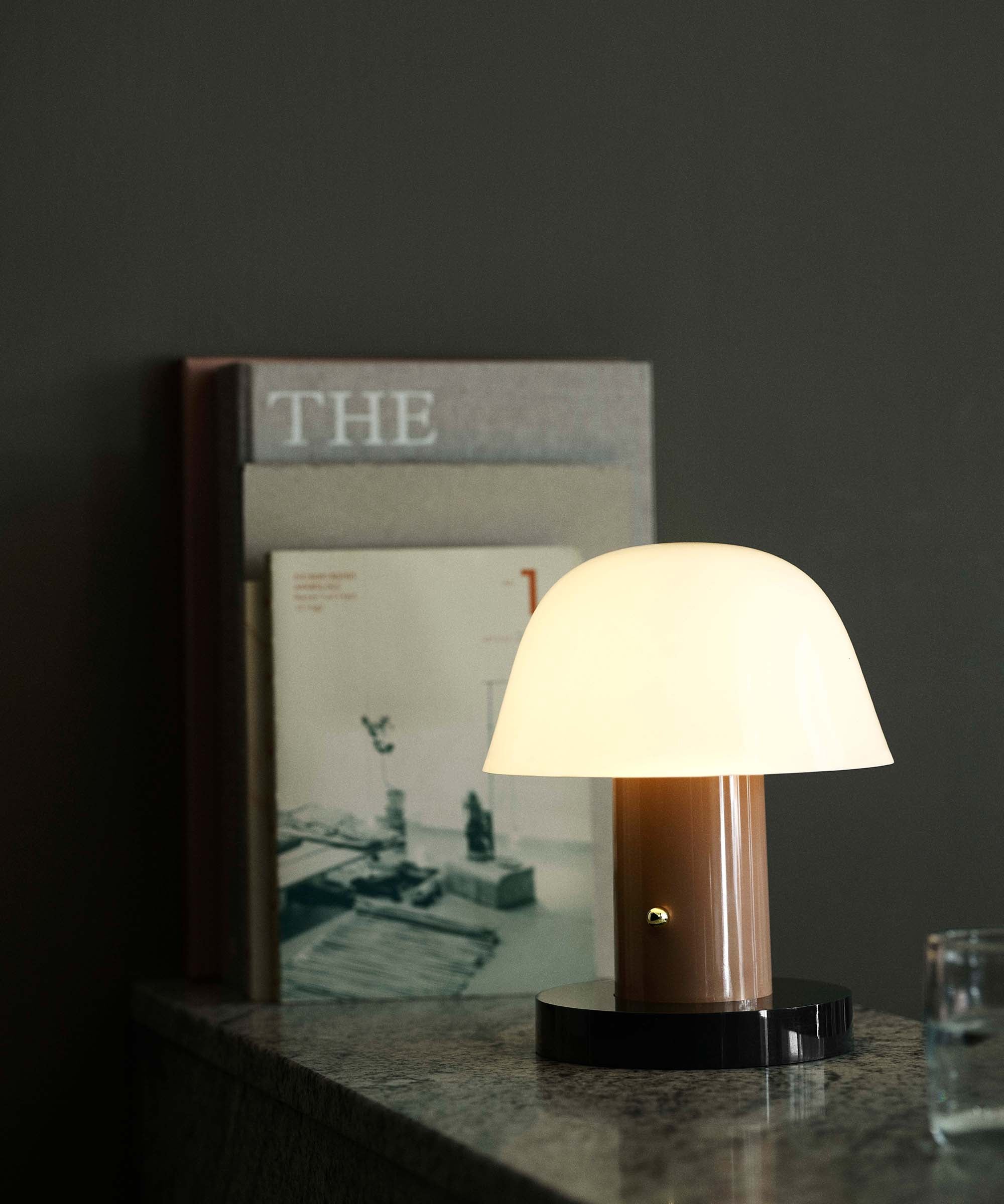 Setago Portable Lamp JH27