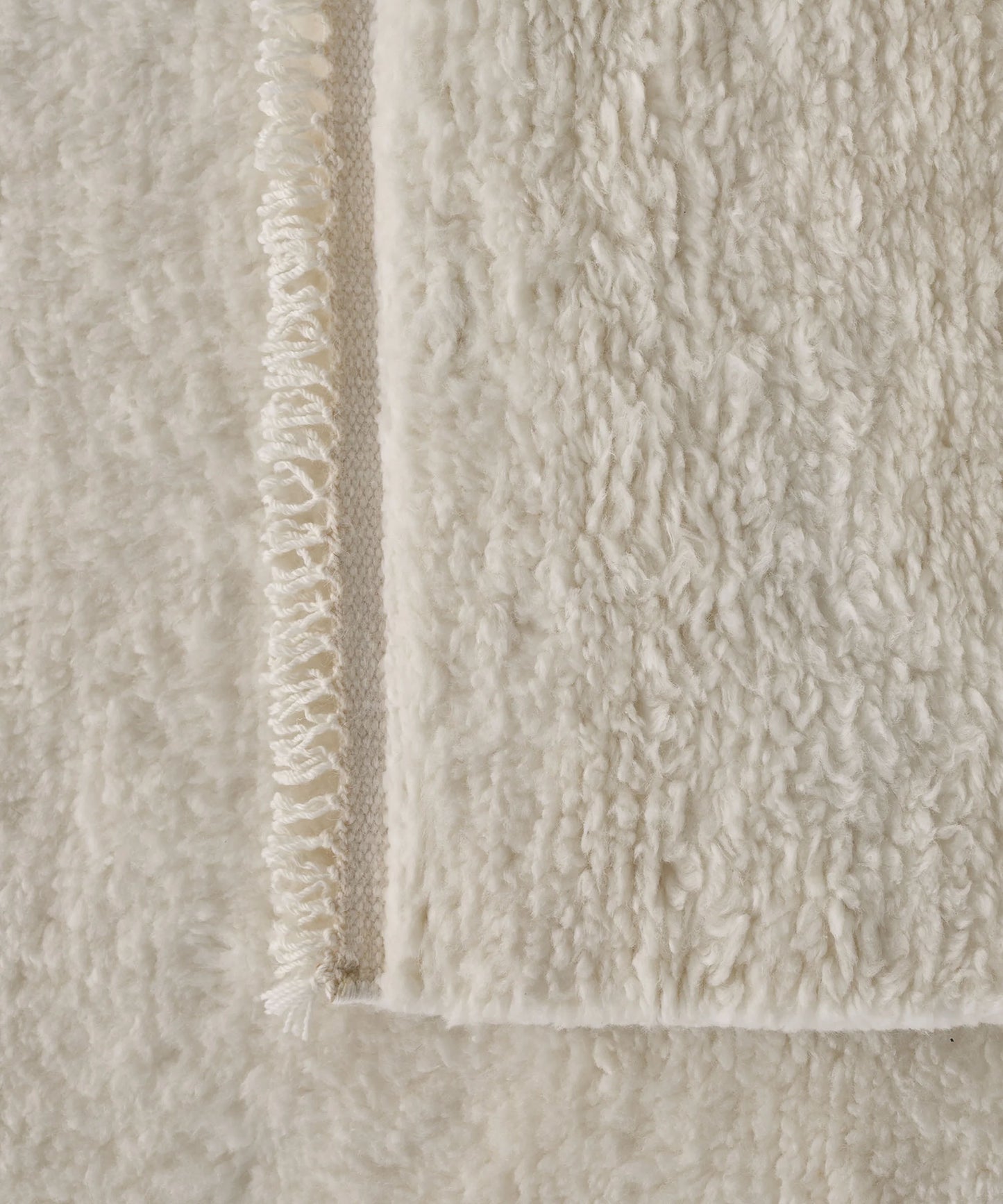 Soft Savannah Rug in White