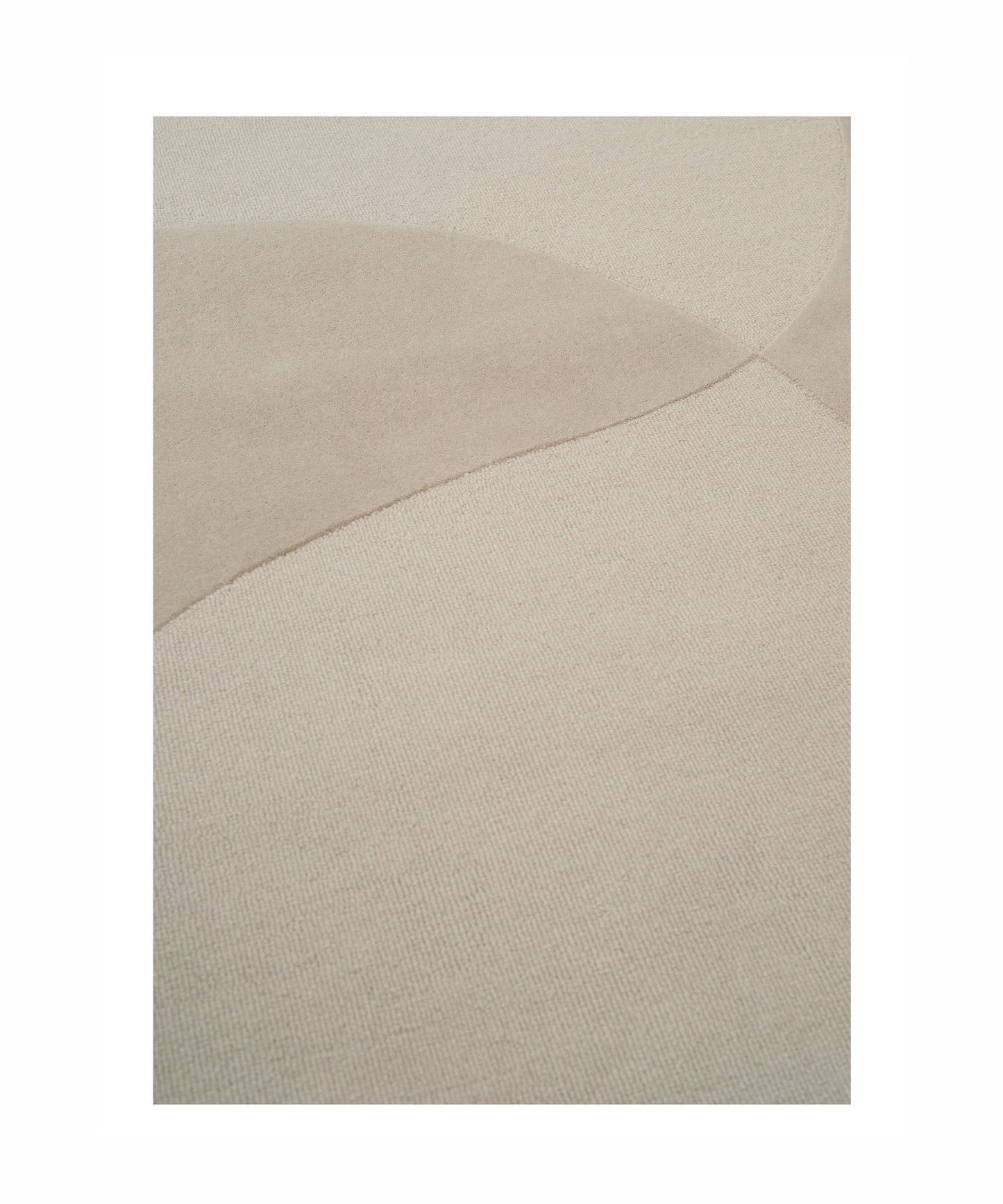 Split Plains Rug in Beige