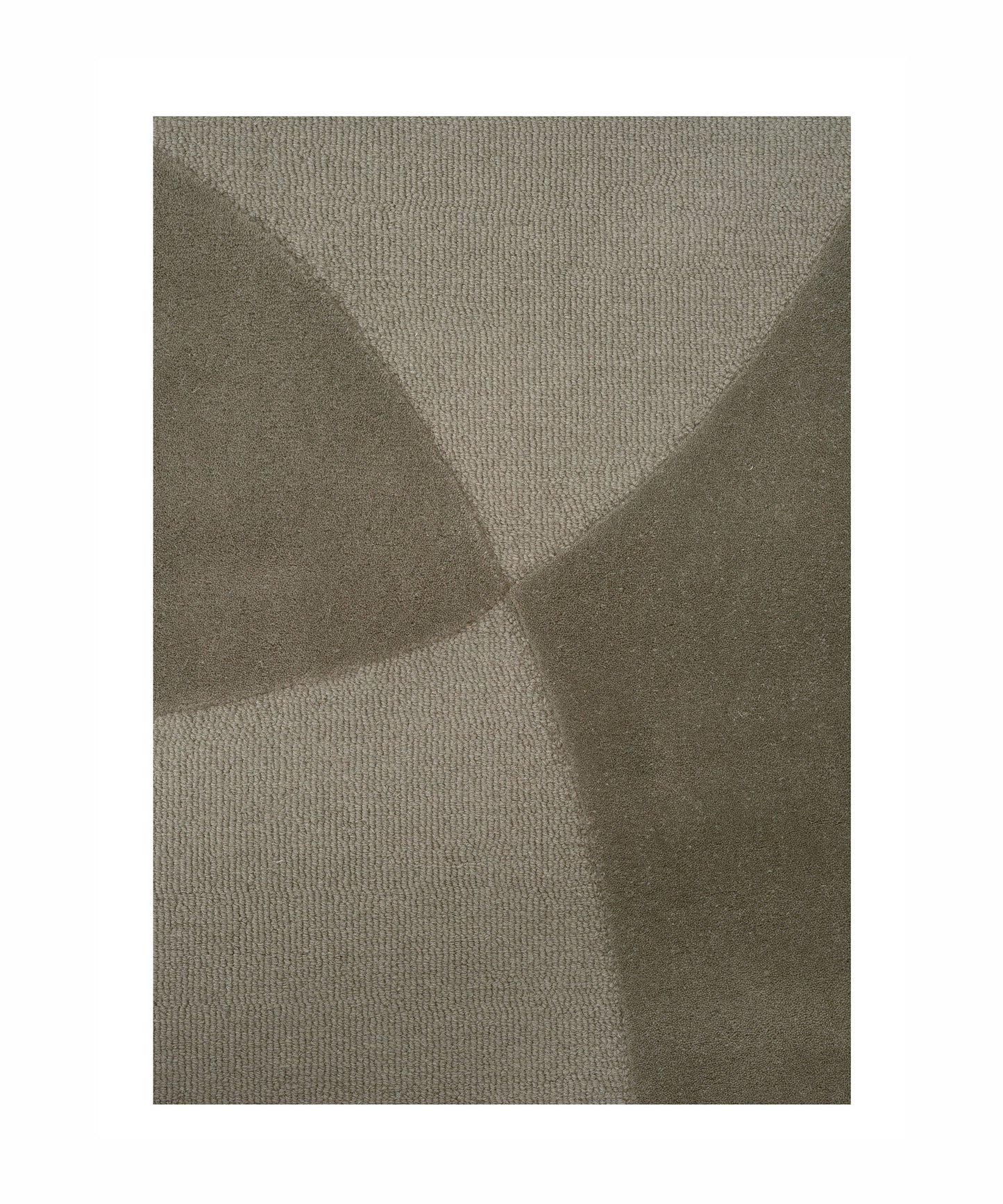 Split Plains Rug in Moss