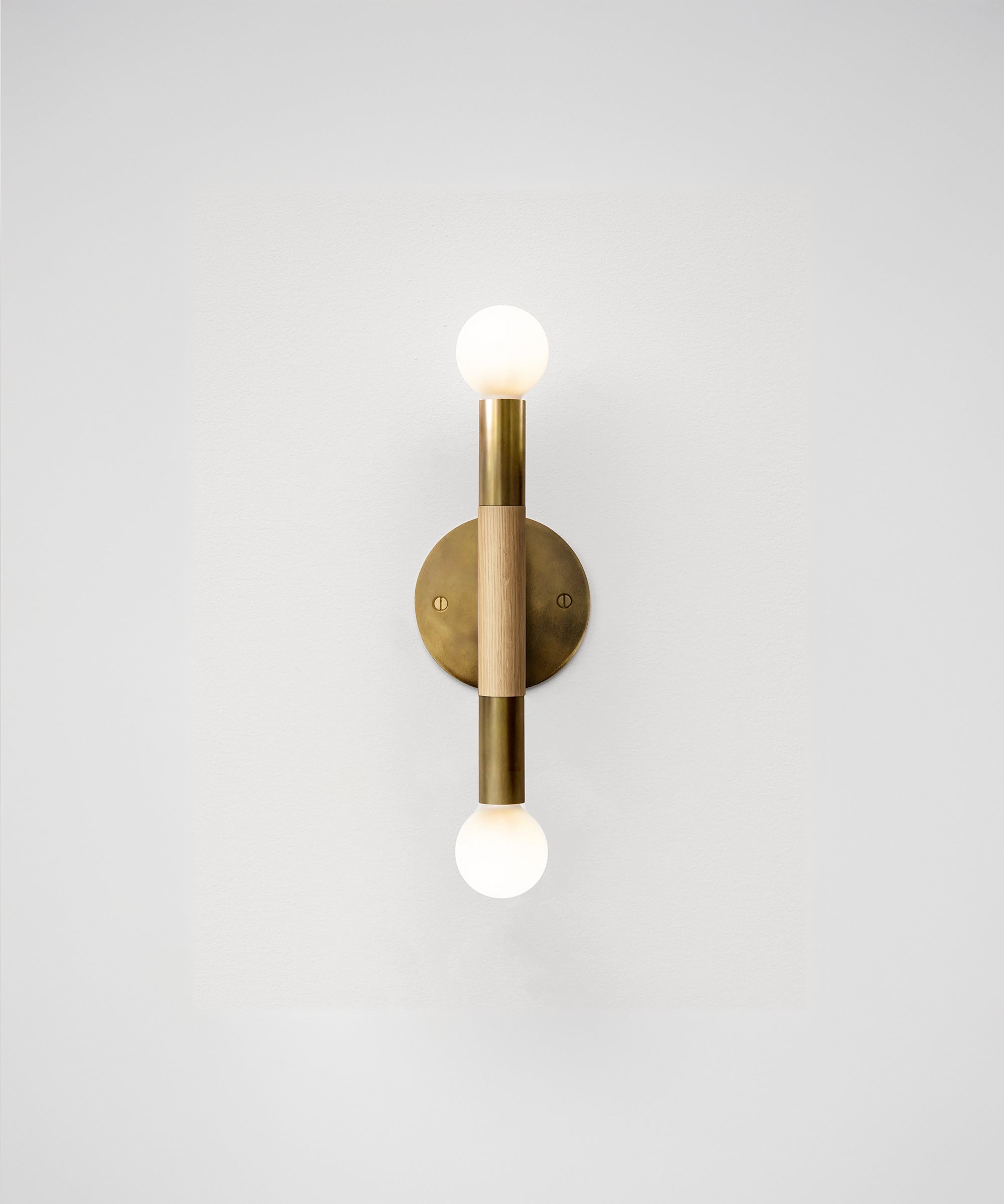 Toam Sconce 2