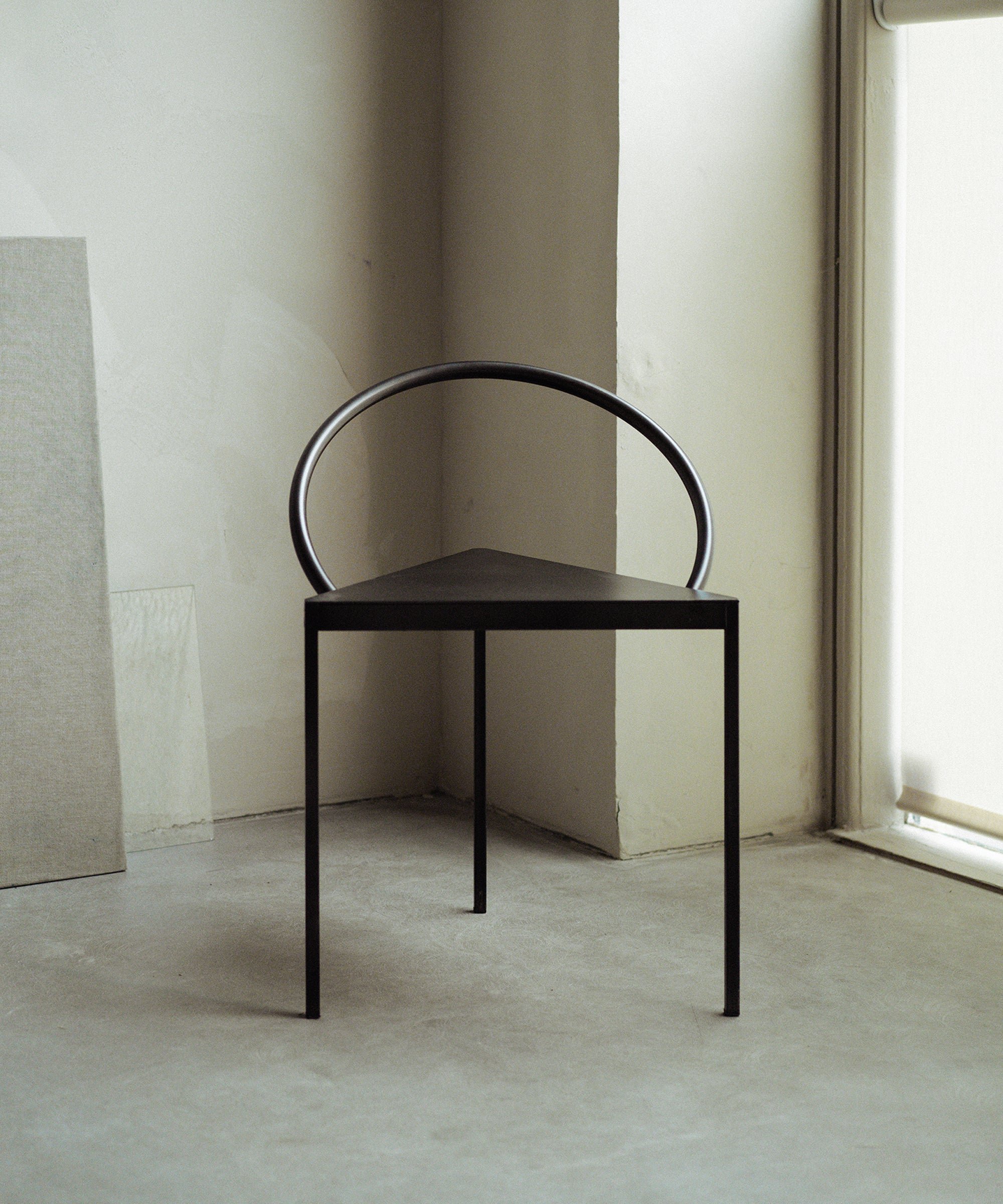 Triangolo Chair, Black - Sample