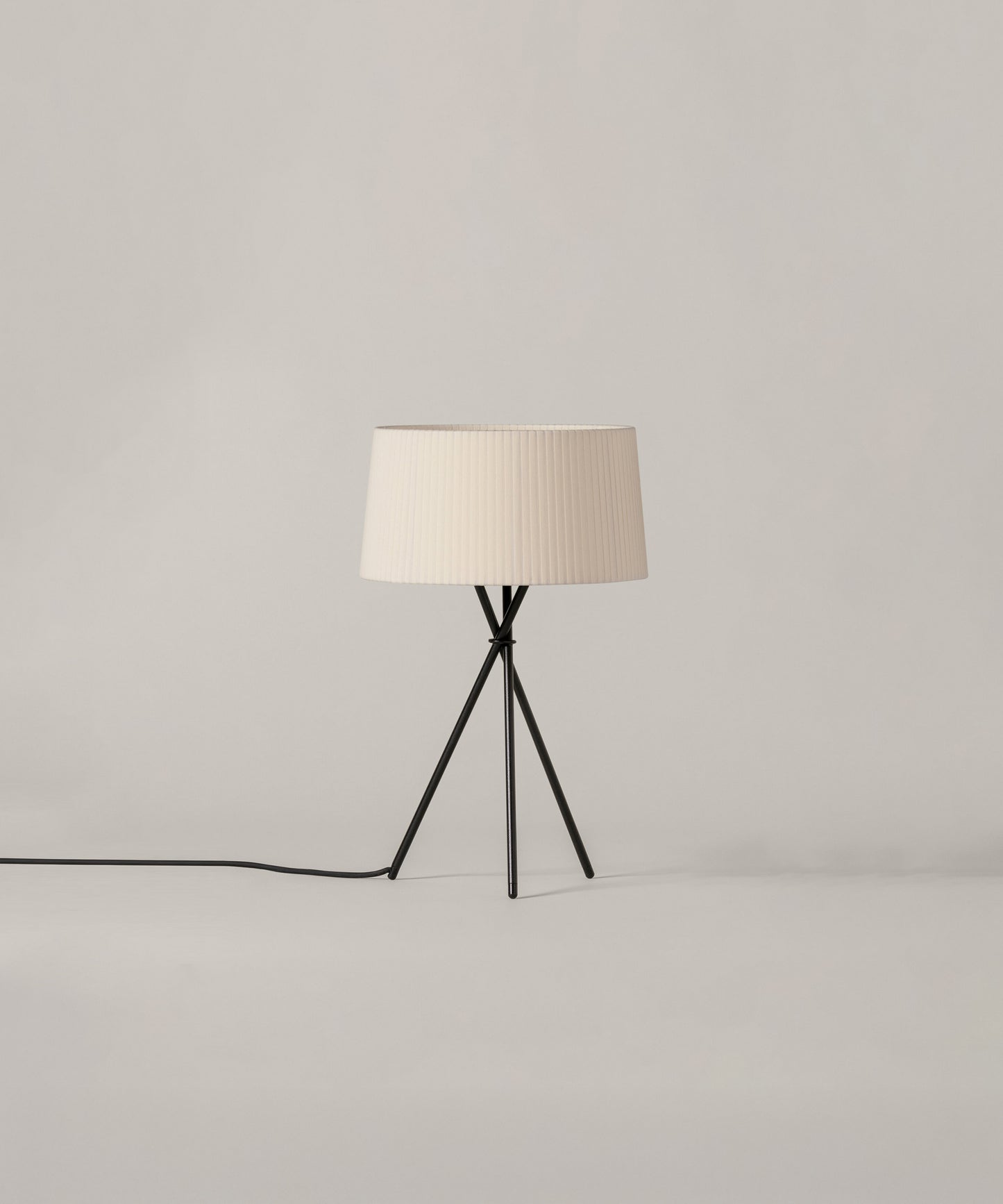 Tripode M3 Table Lamp