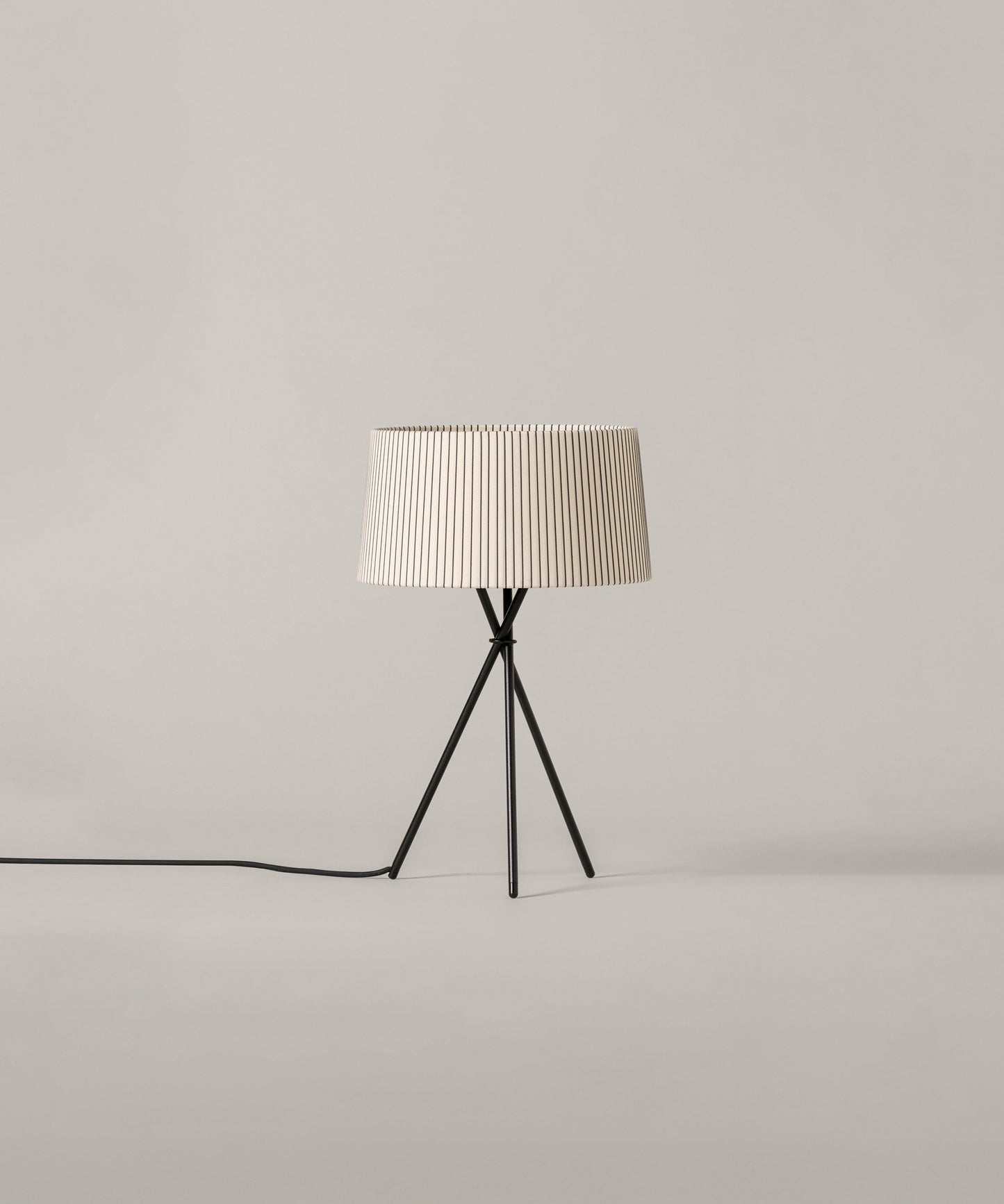 Tripode M3 Table Lamp