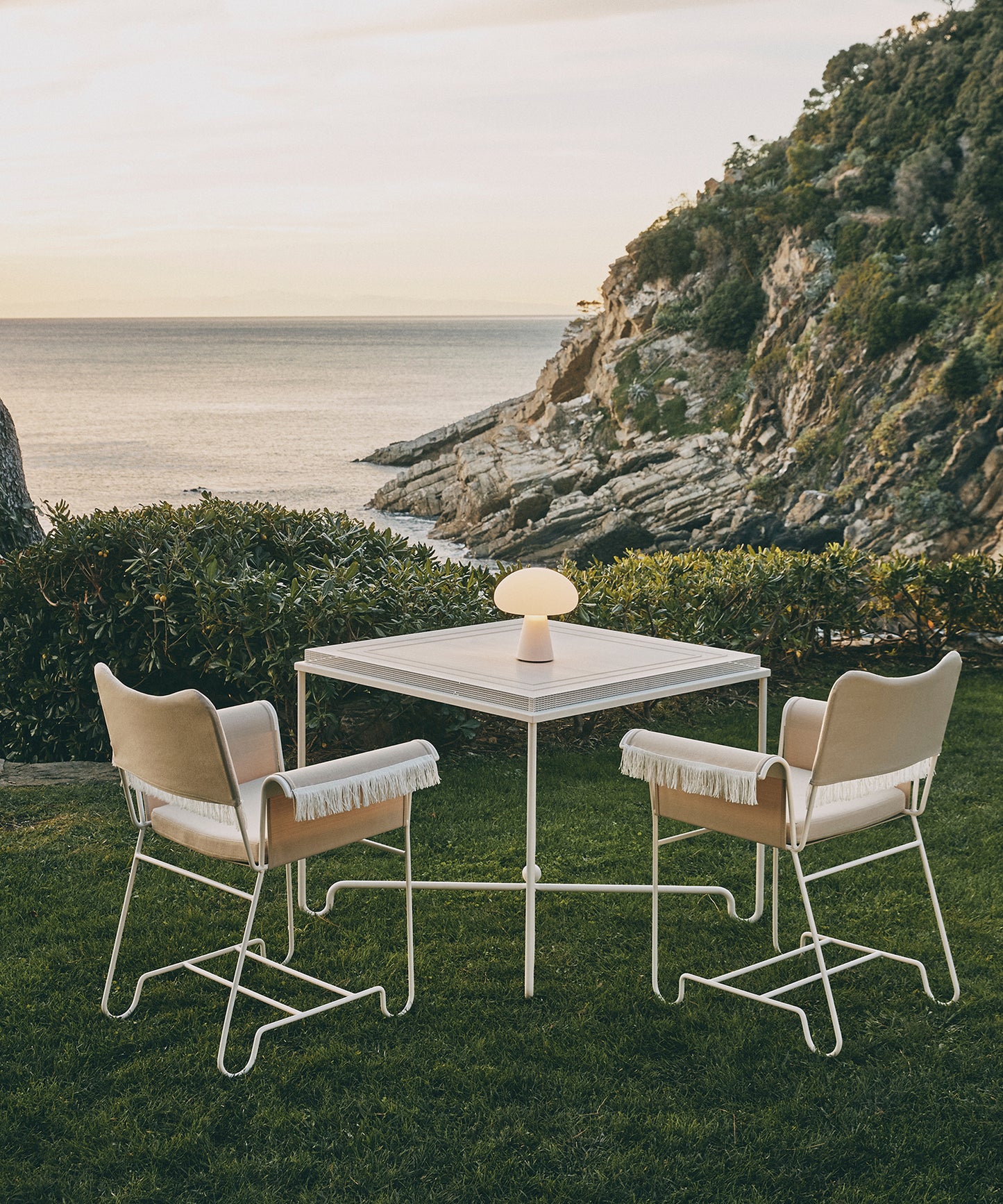 Tropique Dining Table