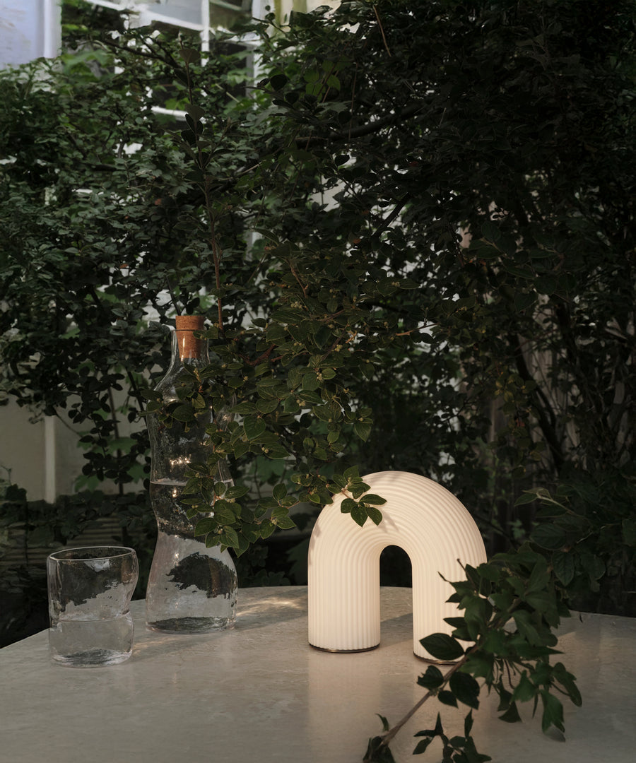 Vuelta Portable Lamp