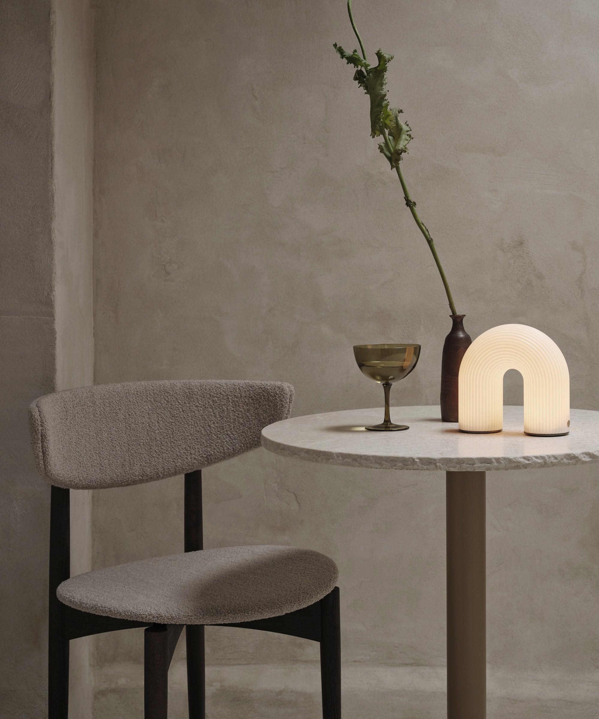 Vuelta Portable Lamp