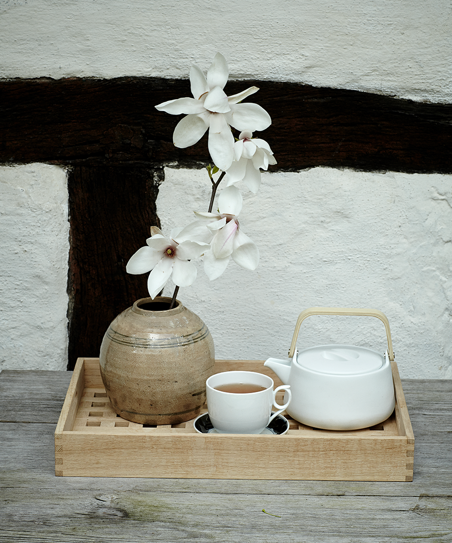 Fionia Tray | Teak/Oak Serving Tray by Skagerak – TRNK Fionia Tray | Teak/Oak Serving Tray by Skagerak – TRNK