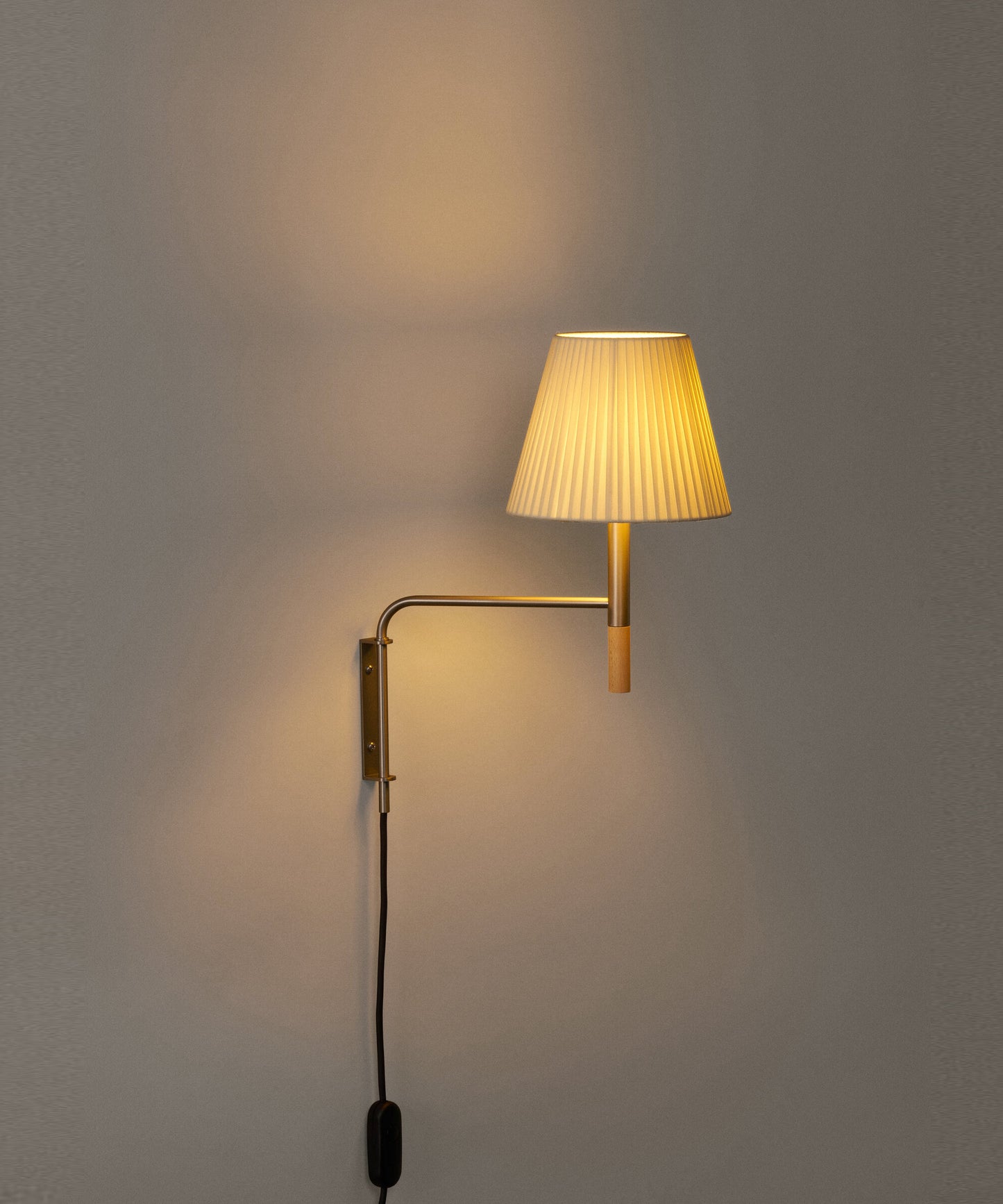 BC1 Wall Lamp